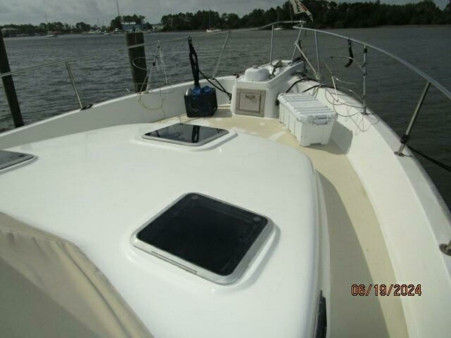 1984 Mainship 40DC - Image 12