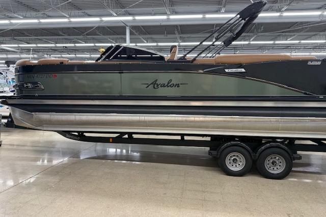 2023 Avalon Catalina 2585 QL