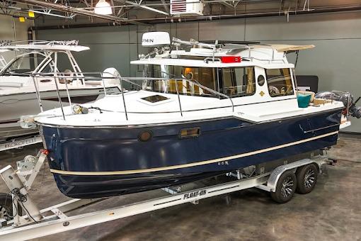 2025 Ranger Tugs R-23
