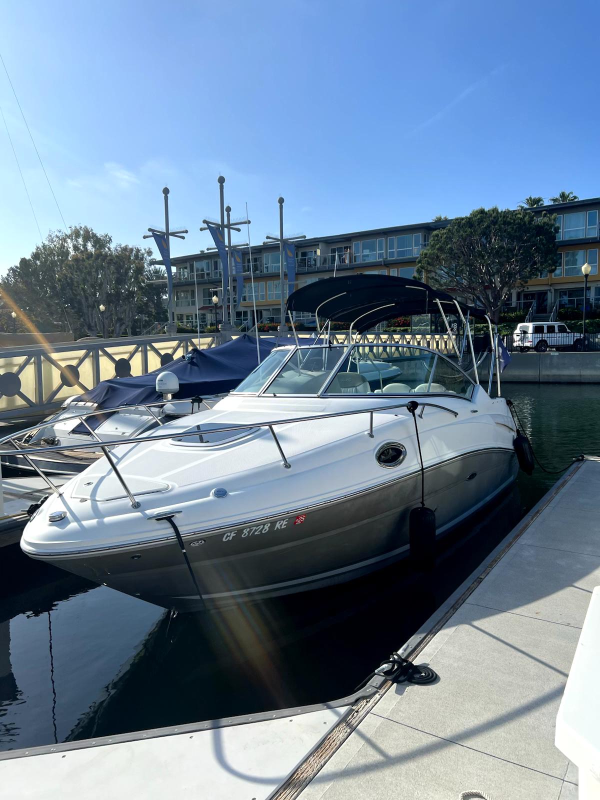 2006 Sea Ray 240 Sundancer
