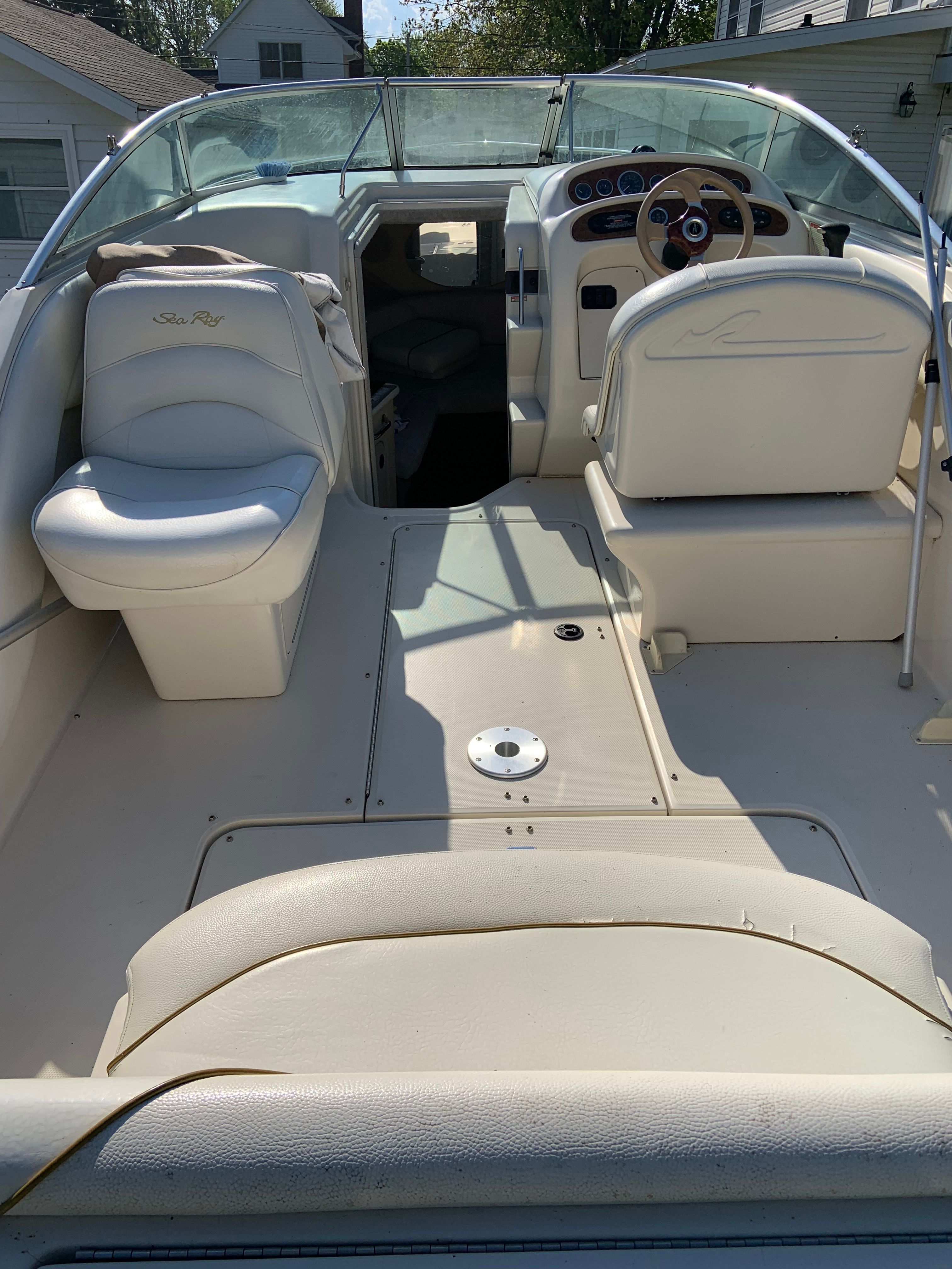 2001 Sea Ray 245 Weekender - 8