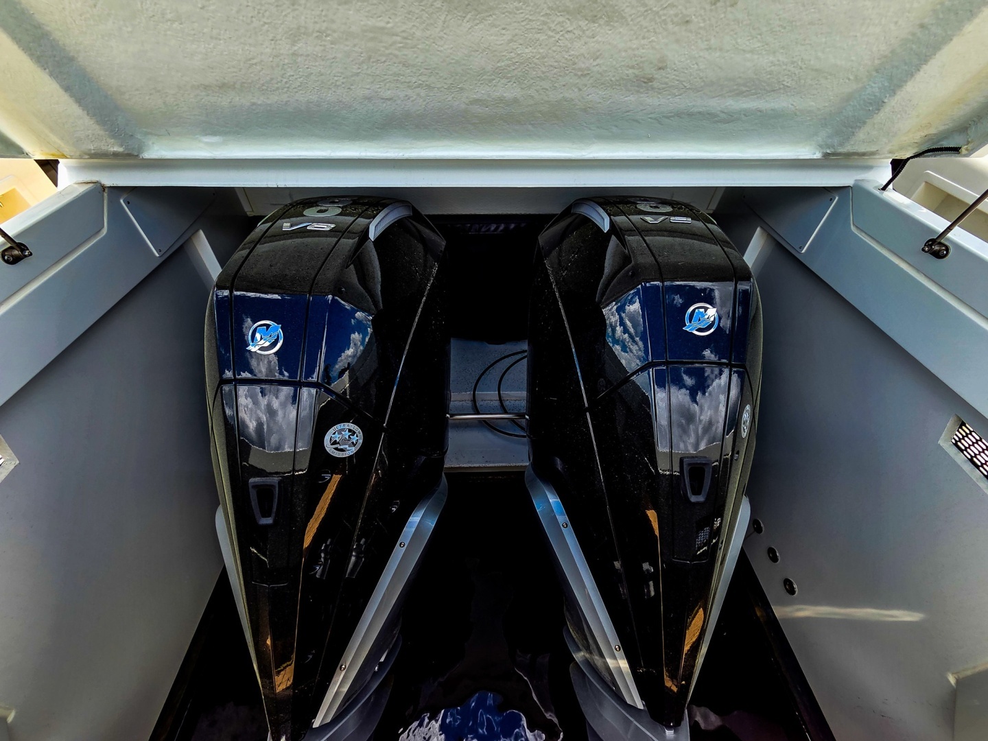 2026 De Antonio Yachts D32 - Image 14