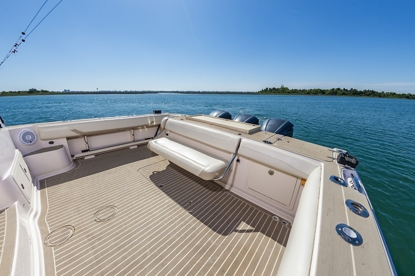 2014 Grady-White Express 370 - Image 37