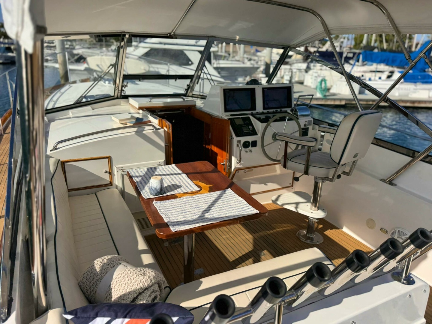 1999 Grand Banks Yachts — - Image 12