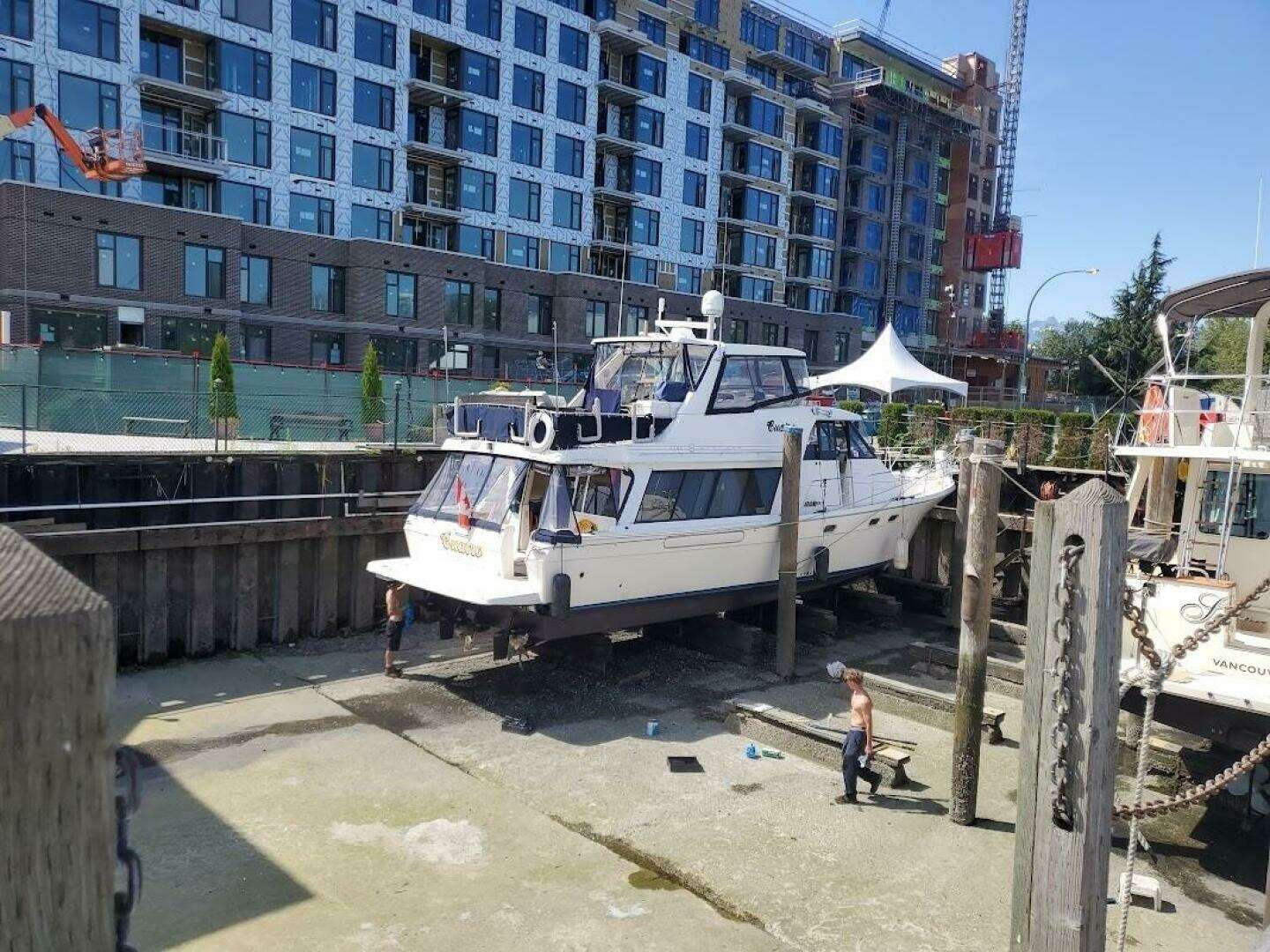 1998 Bayliner 4788 - Image 5