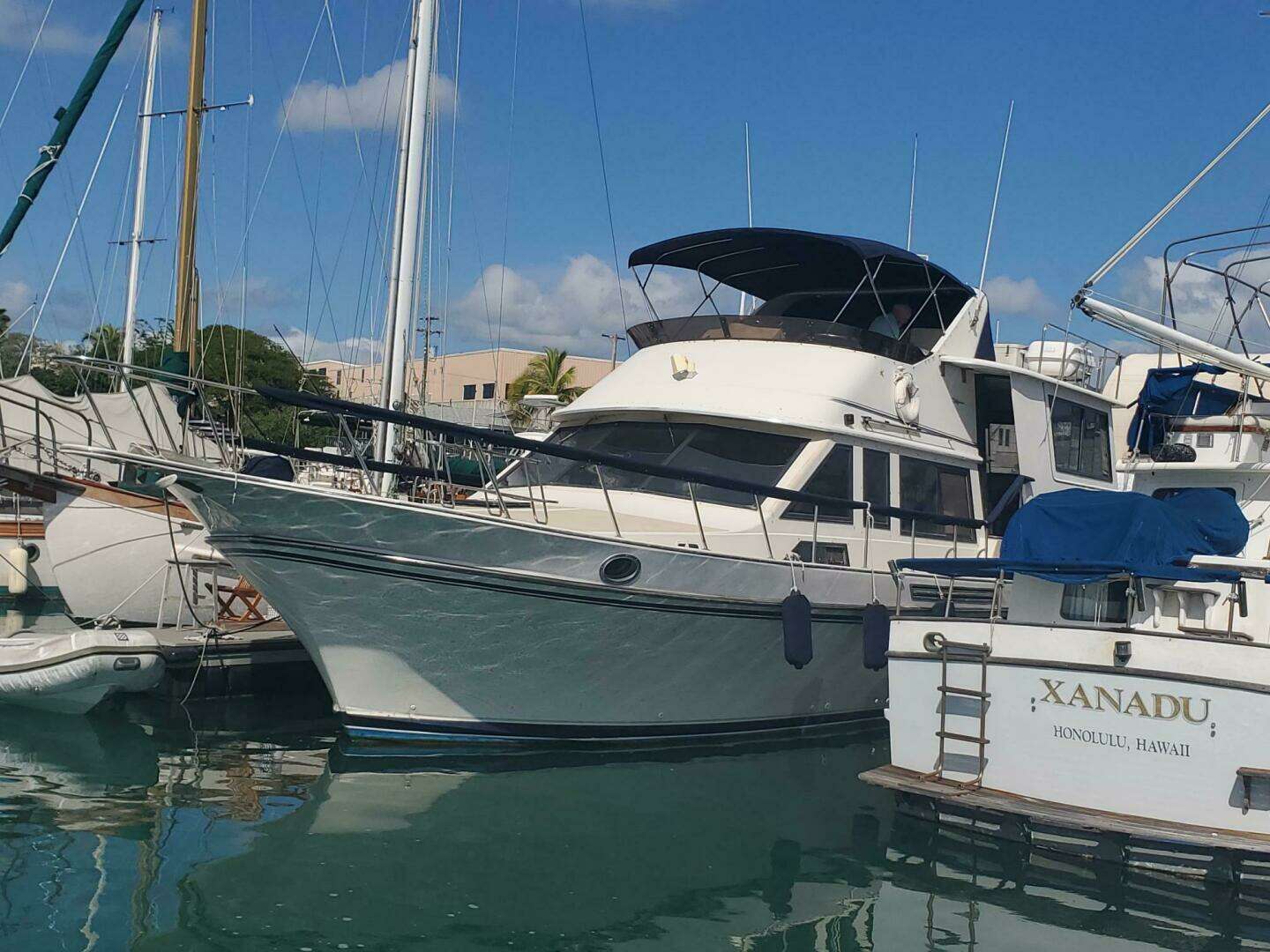 1985 Californian 5239 Cockpit Motor Yacht - Image 3