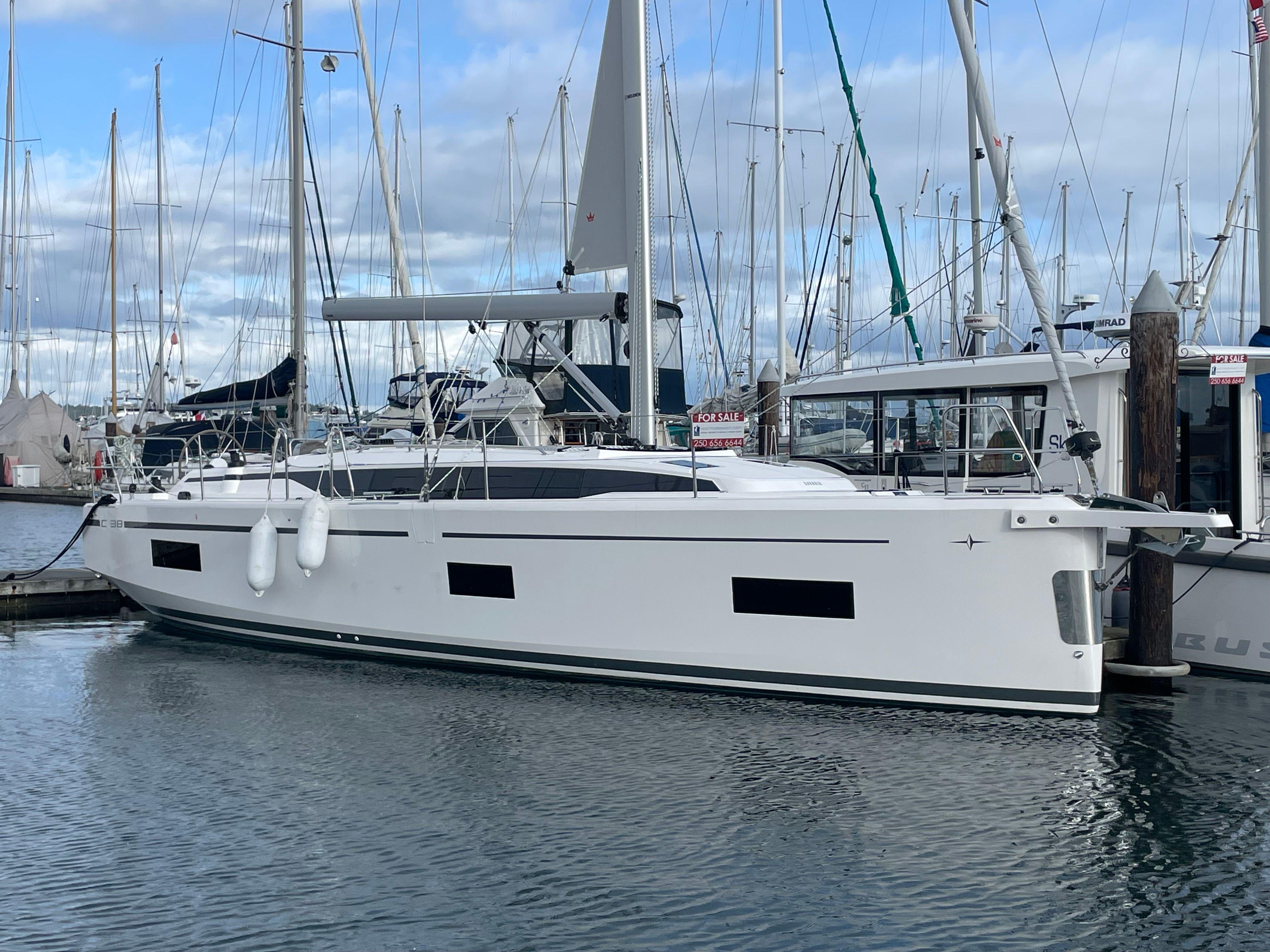 2023 Bavaria C38