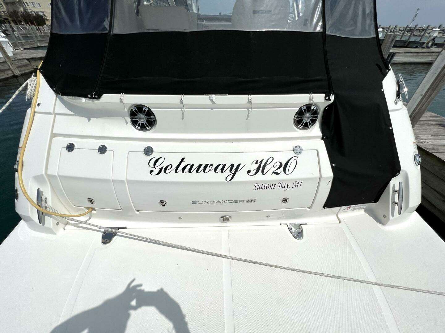 2019 Sea Ray Sundancer 350 Coupe - Image 12