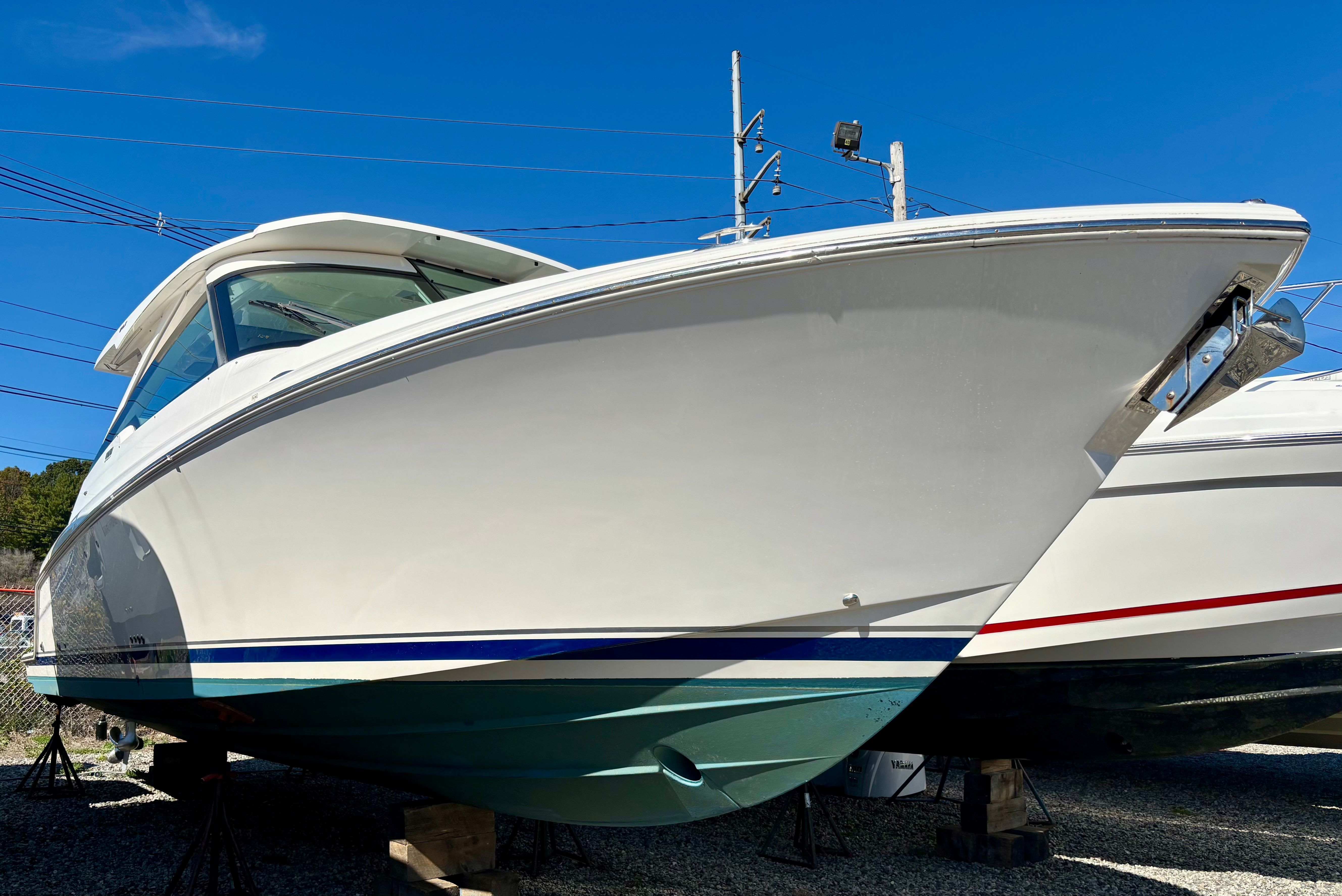 2021 Tiara Yachts 34 LX