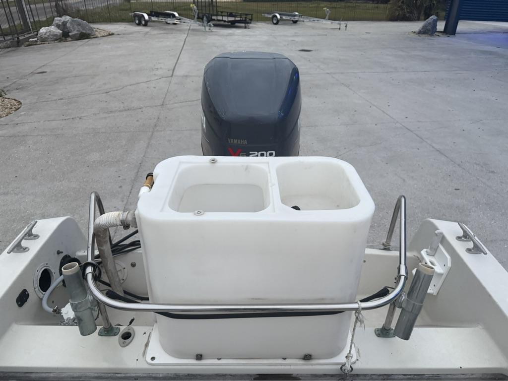 1977 Boston Whaler 21 REVENGE - 9