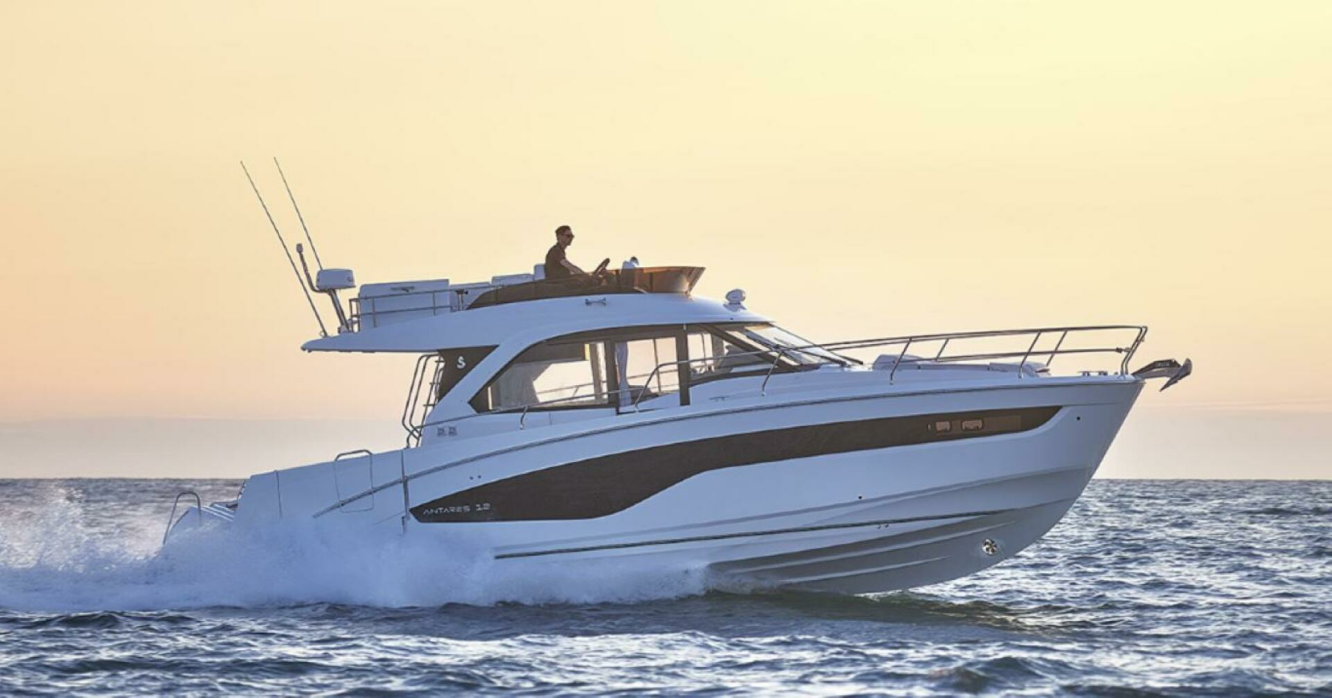 2026 Beneteau Antares 12 - Image 2