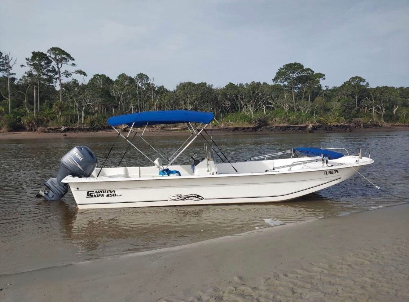 2011 Carolina Skiff 258 DLV