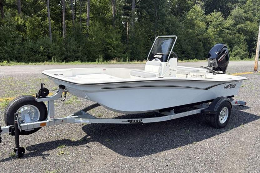 2026 Mako Pro Skiff 15 CC