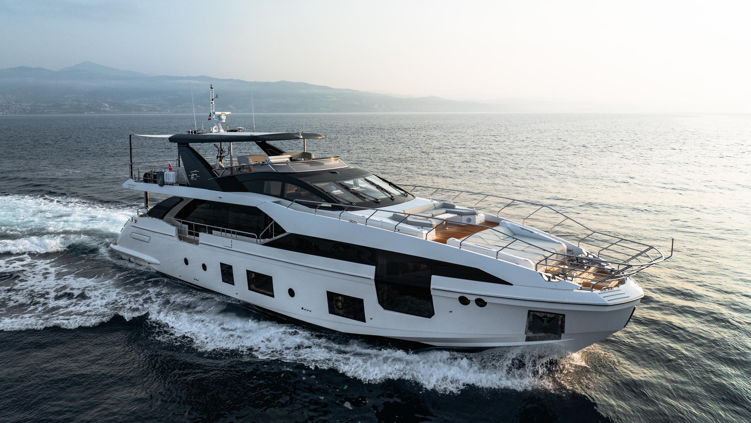 2020 Azimut Grande 27M