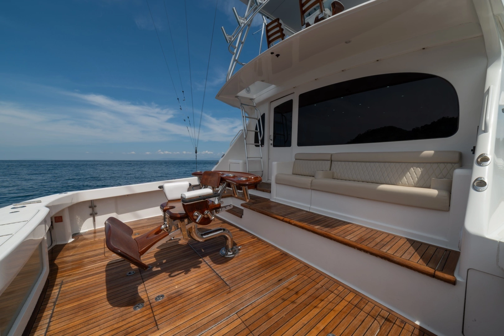 2012 Viking 60 Convertible - Image 90