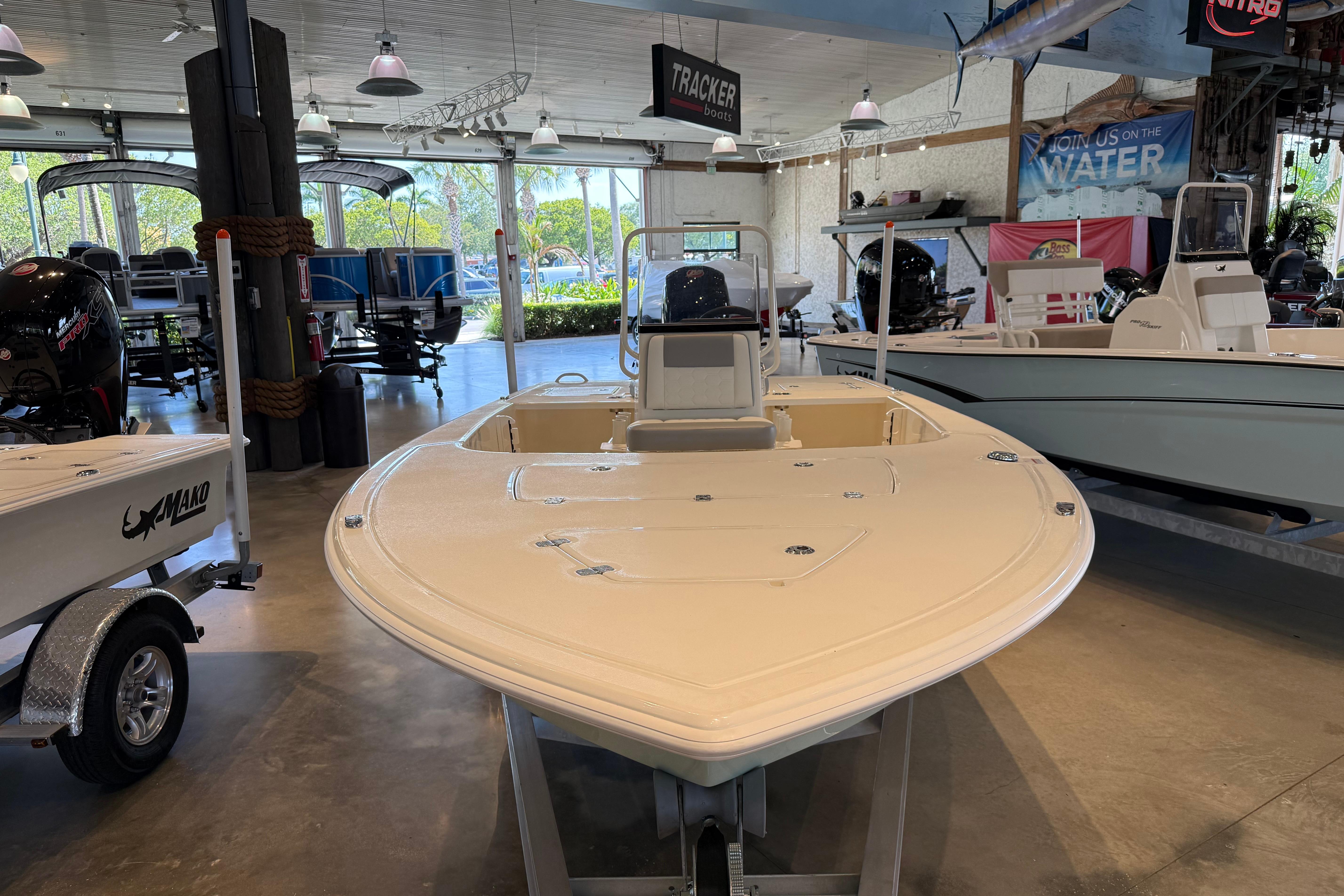 2026 Mako 18 Pro Skiff