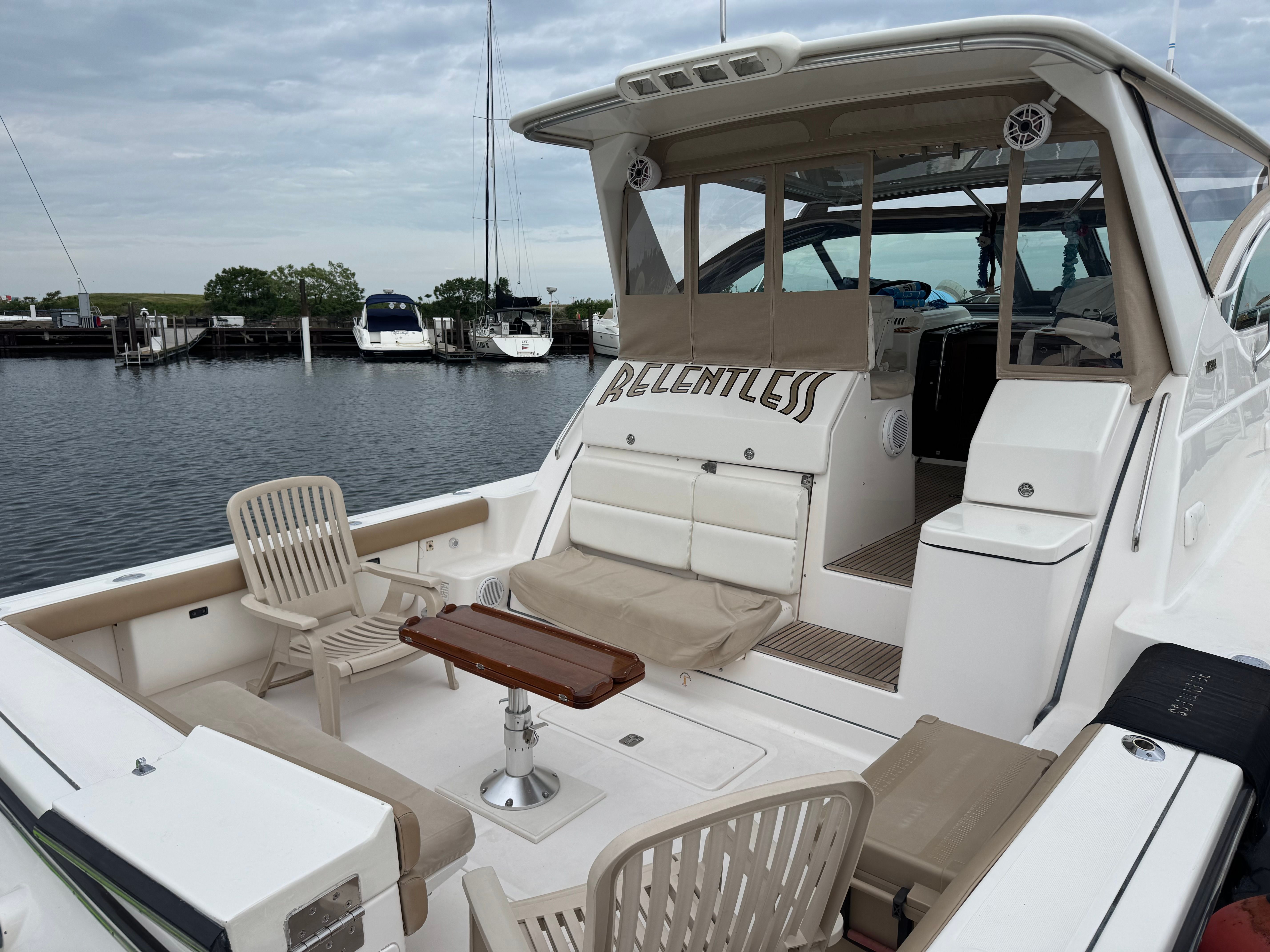 2003 Tiara Yachts 5000 Open - 9