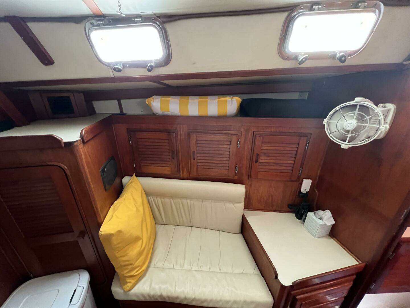 1989 Antigua — - Image 9