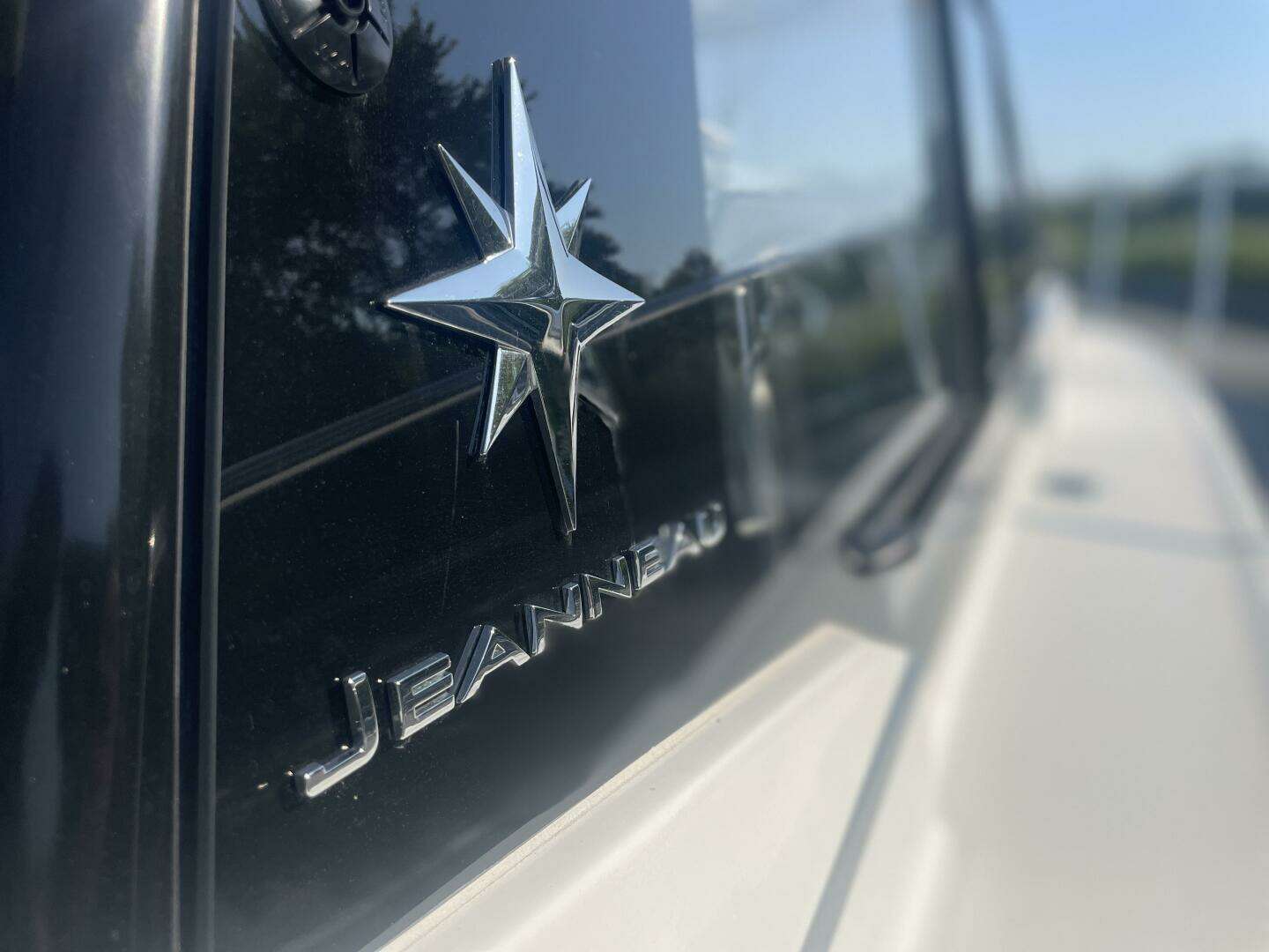 2022 Jeanneau NC 795 S2 - Image 15