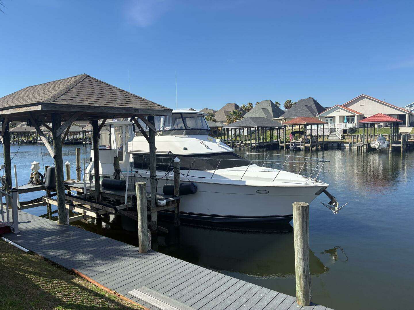 1996 Carver 455 Aft Cabin - Image 22