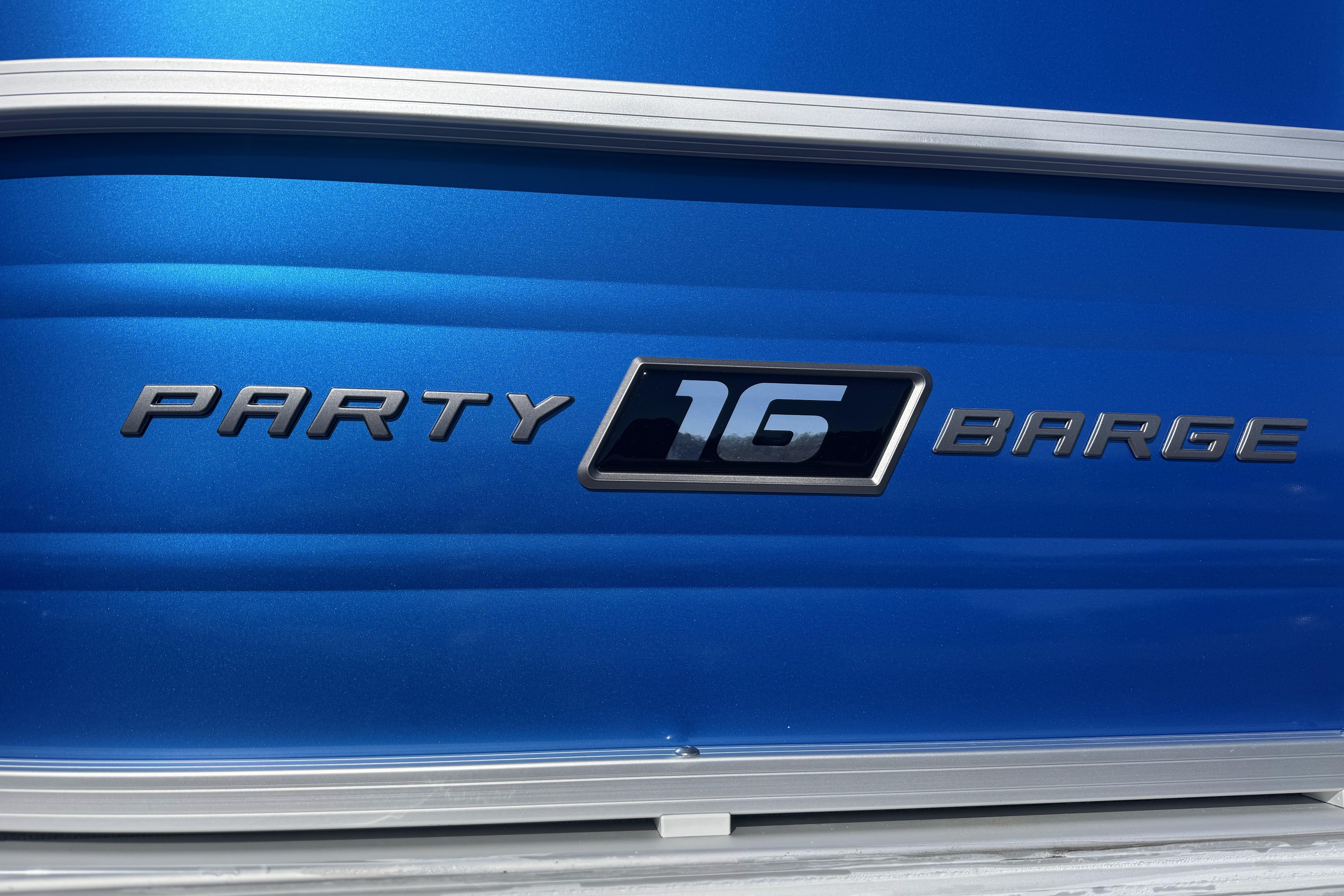 2026 Sun Tracker Party Barge 16 DLX logo on blue background.