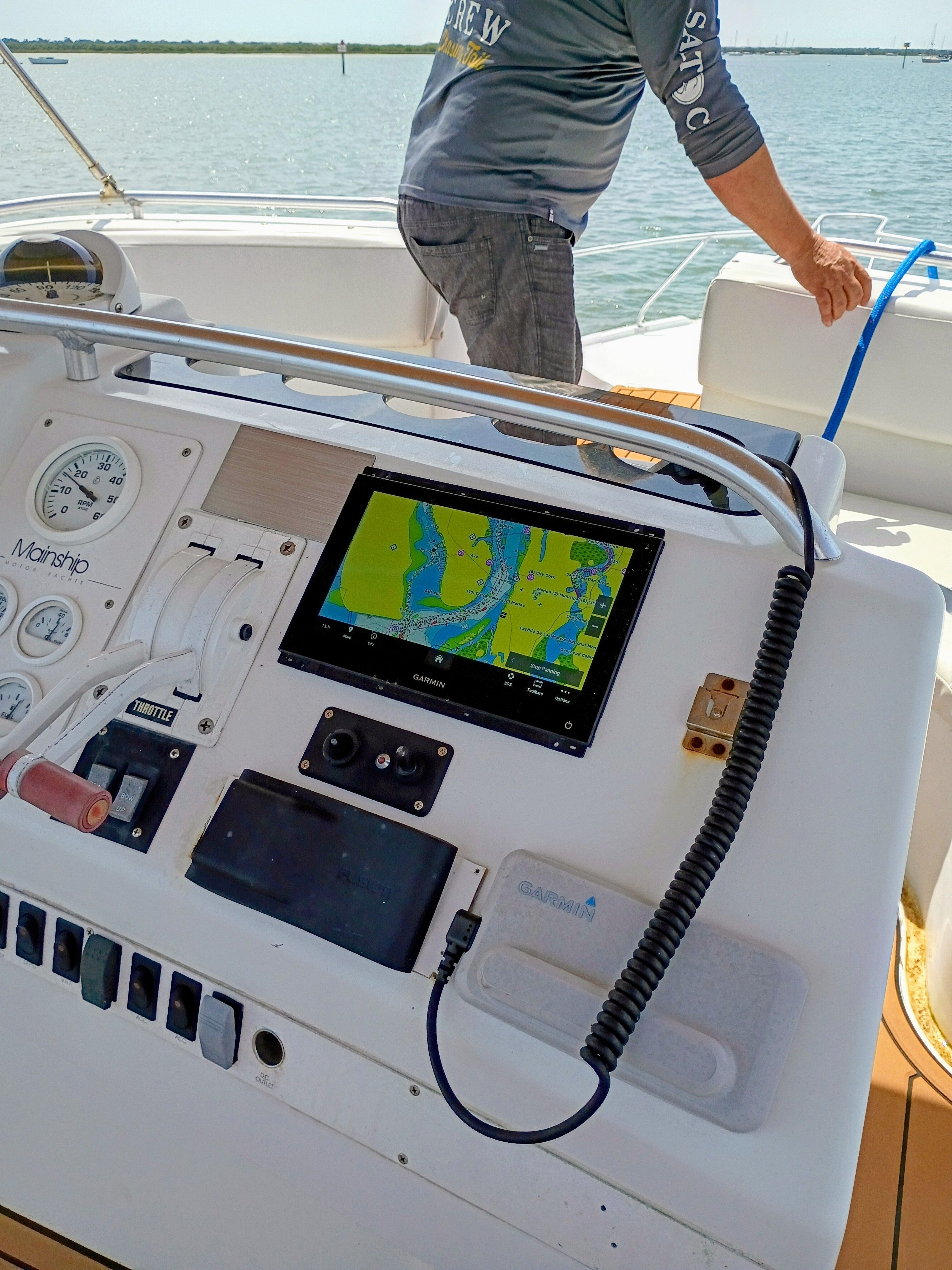 1995 Mainship Sport Cruiser - 6