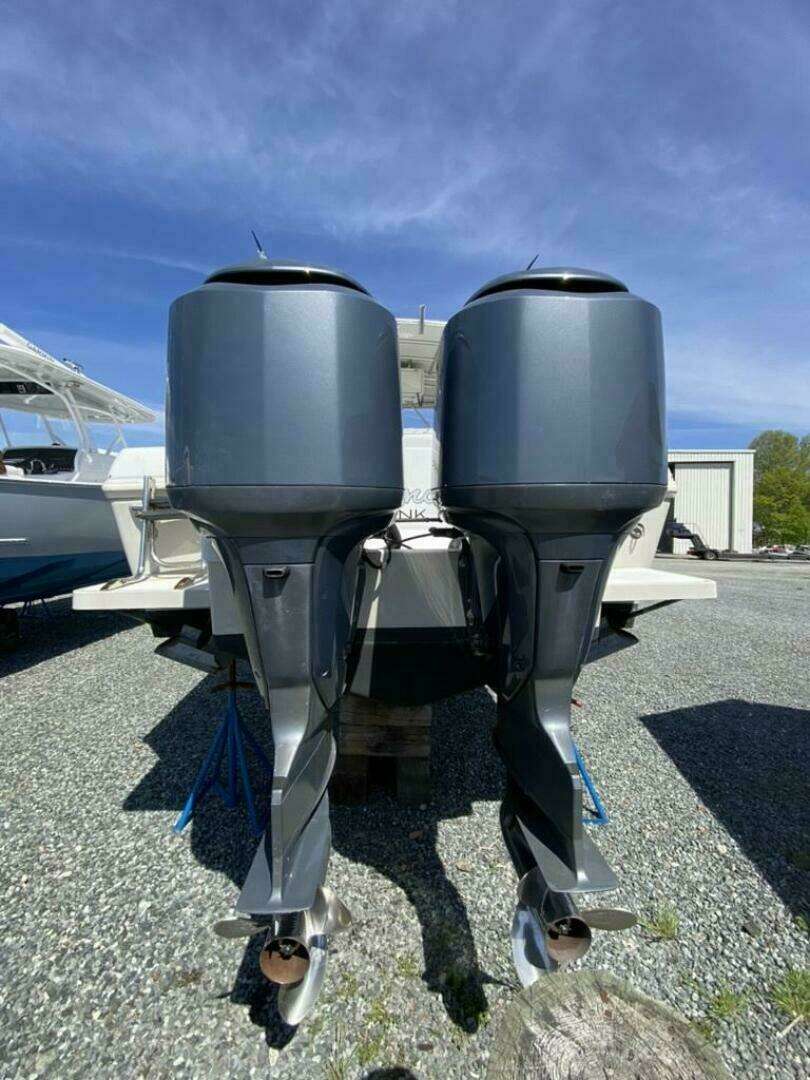 1997 Intrepid 339wa - Image 7