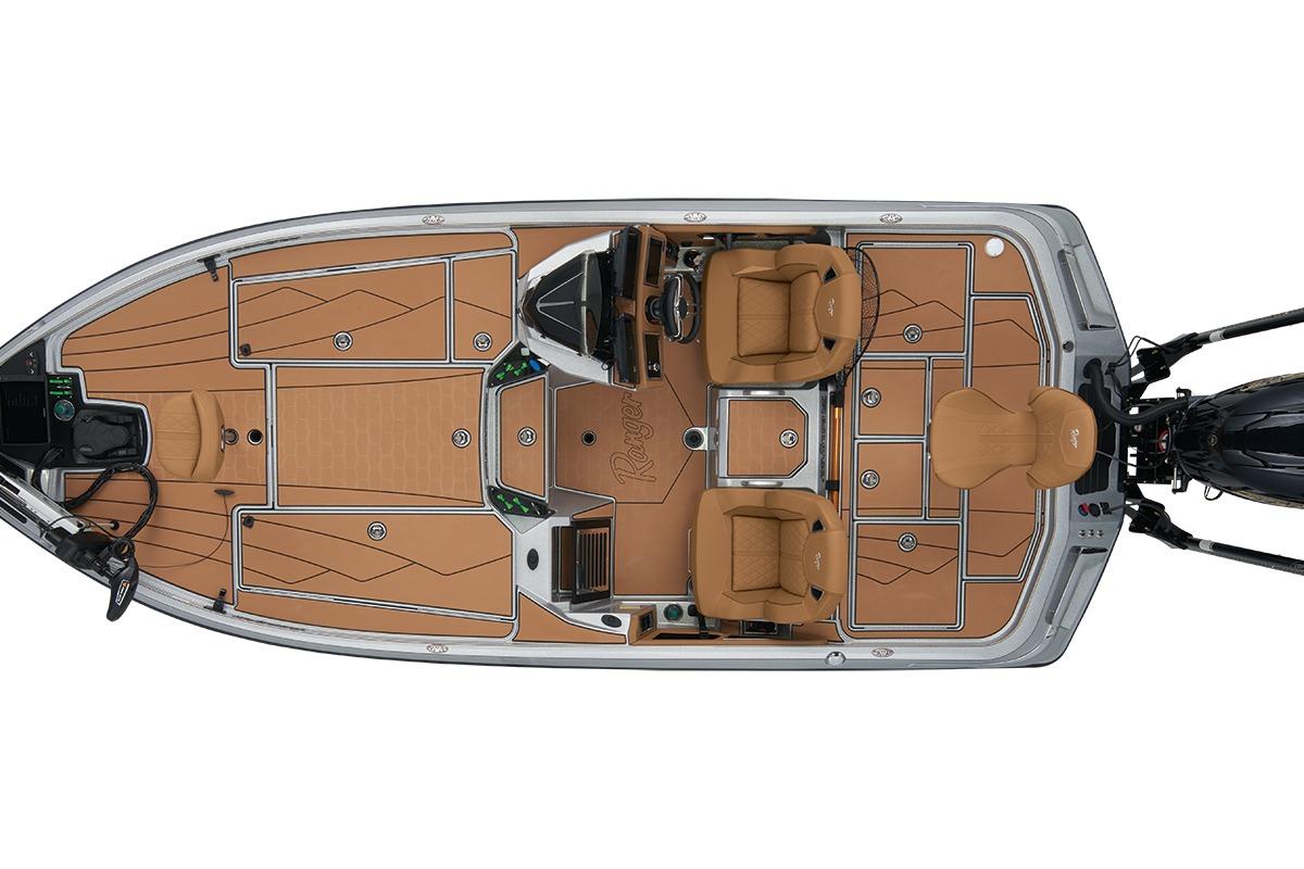 Manufacturer Provided Image: 2026 Ranger Z520R Ultra boat, top view, featuring tan seating and deck layout.