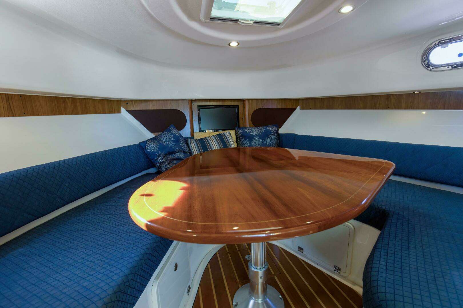 2012 Pursuit OS 345 Offshore - Image 22