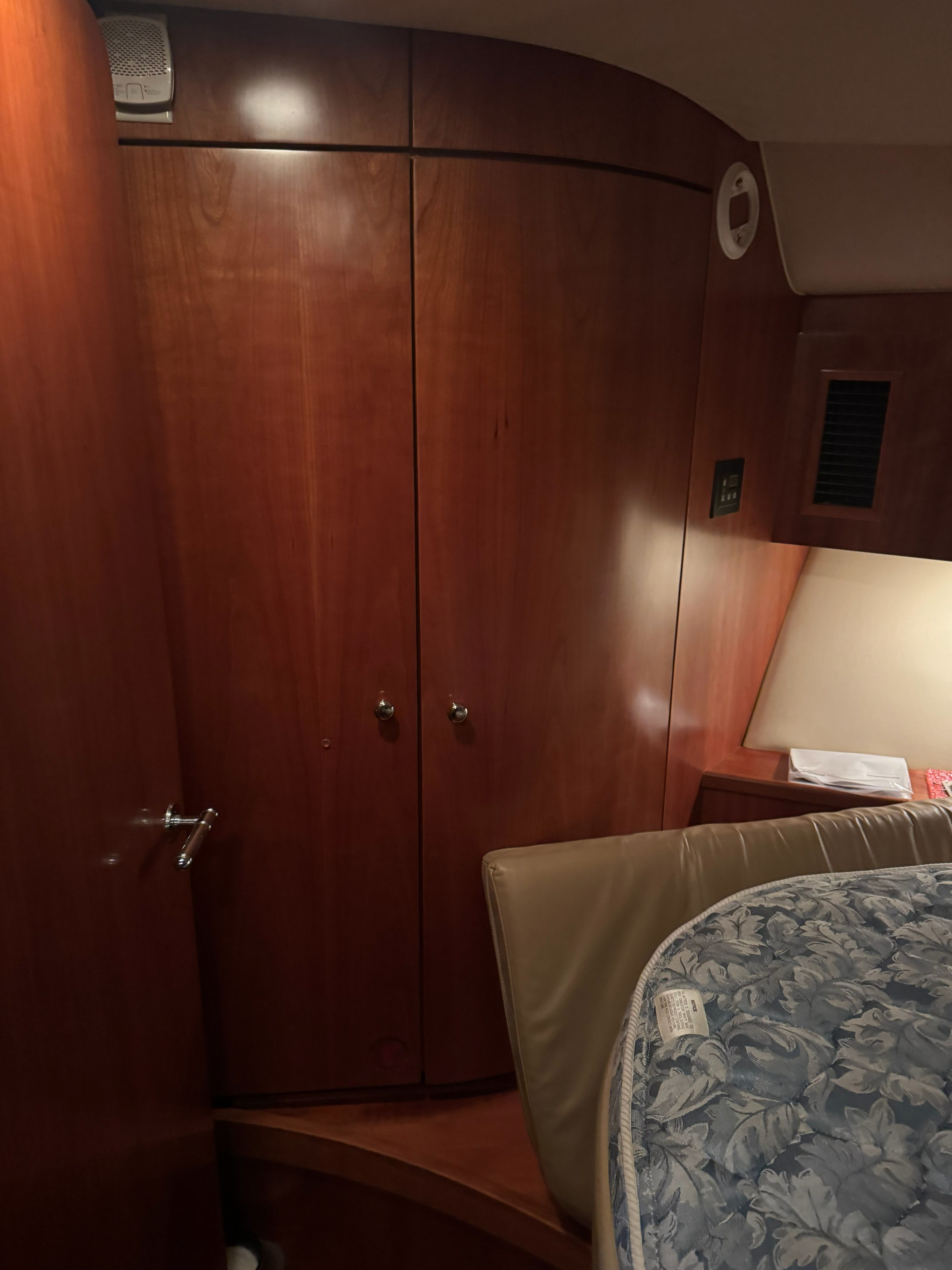 2003 Tiara Yachts 5000 Open - 60