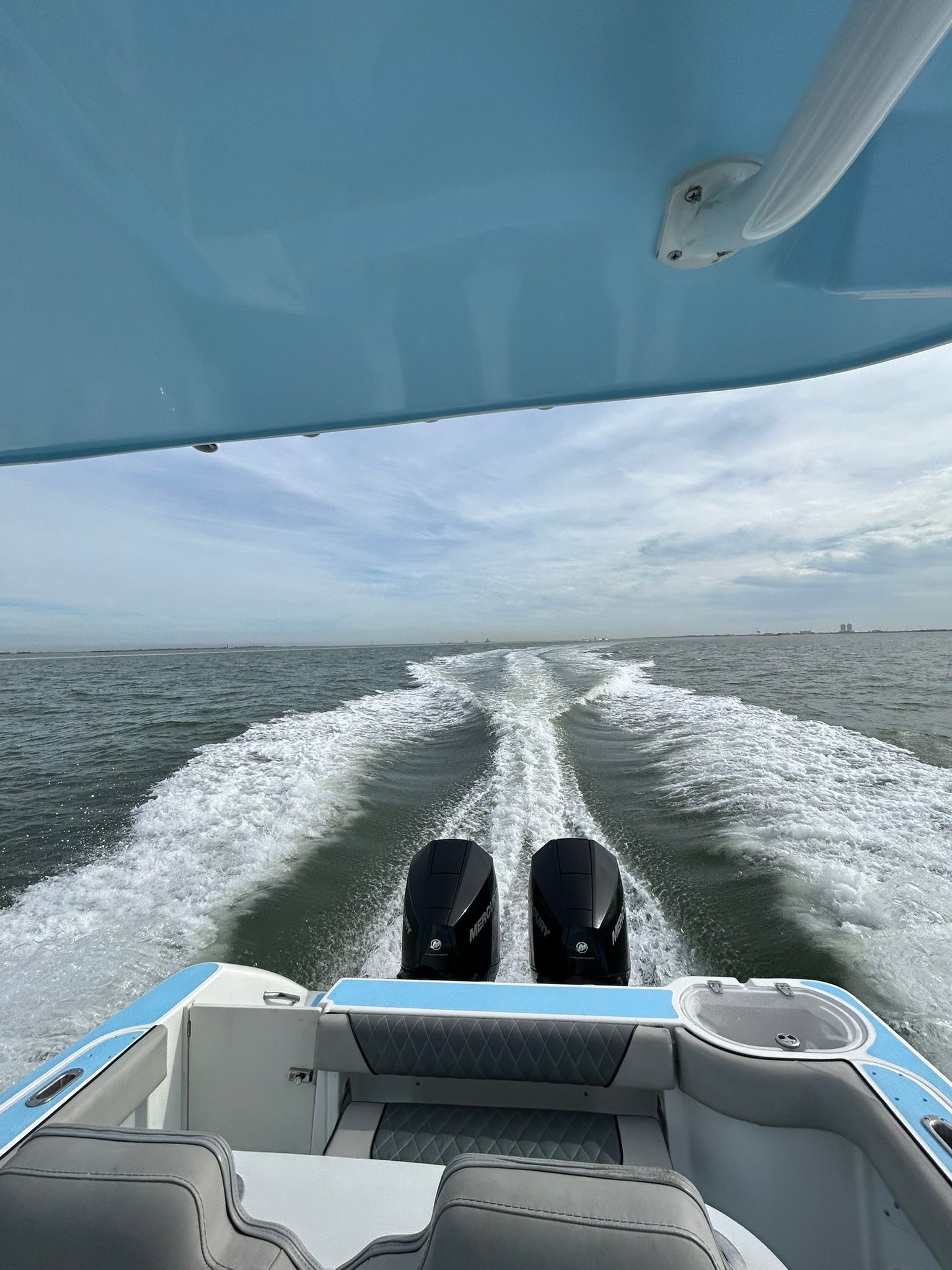2003 Boston Whaler 270 Outrage - 3