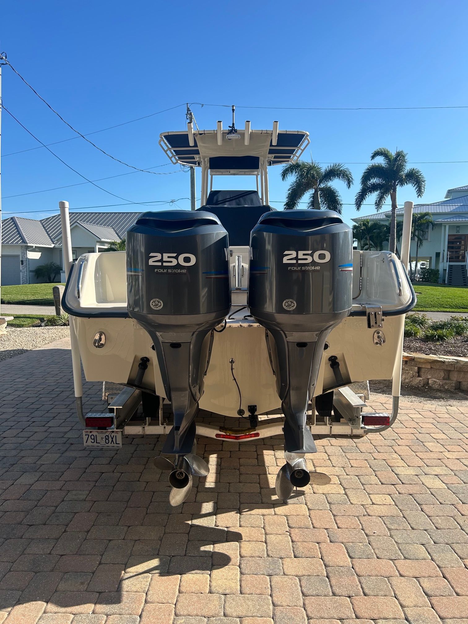 2006 Grady-White Chase 273 with twin 250 HP outboard engines.