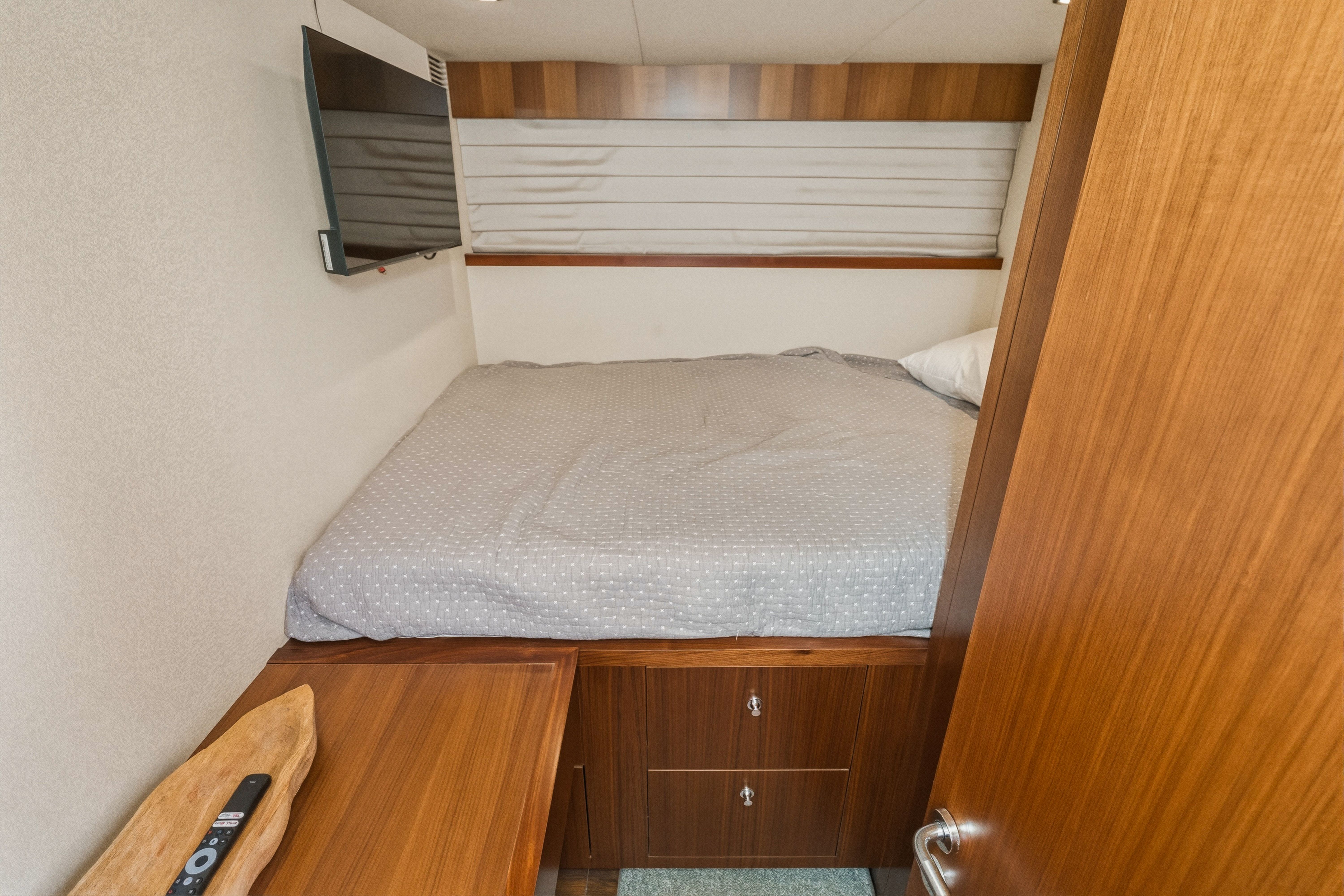 2015 Ocean Alexander 90 Skylounge Motoryacht - 109