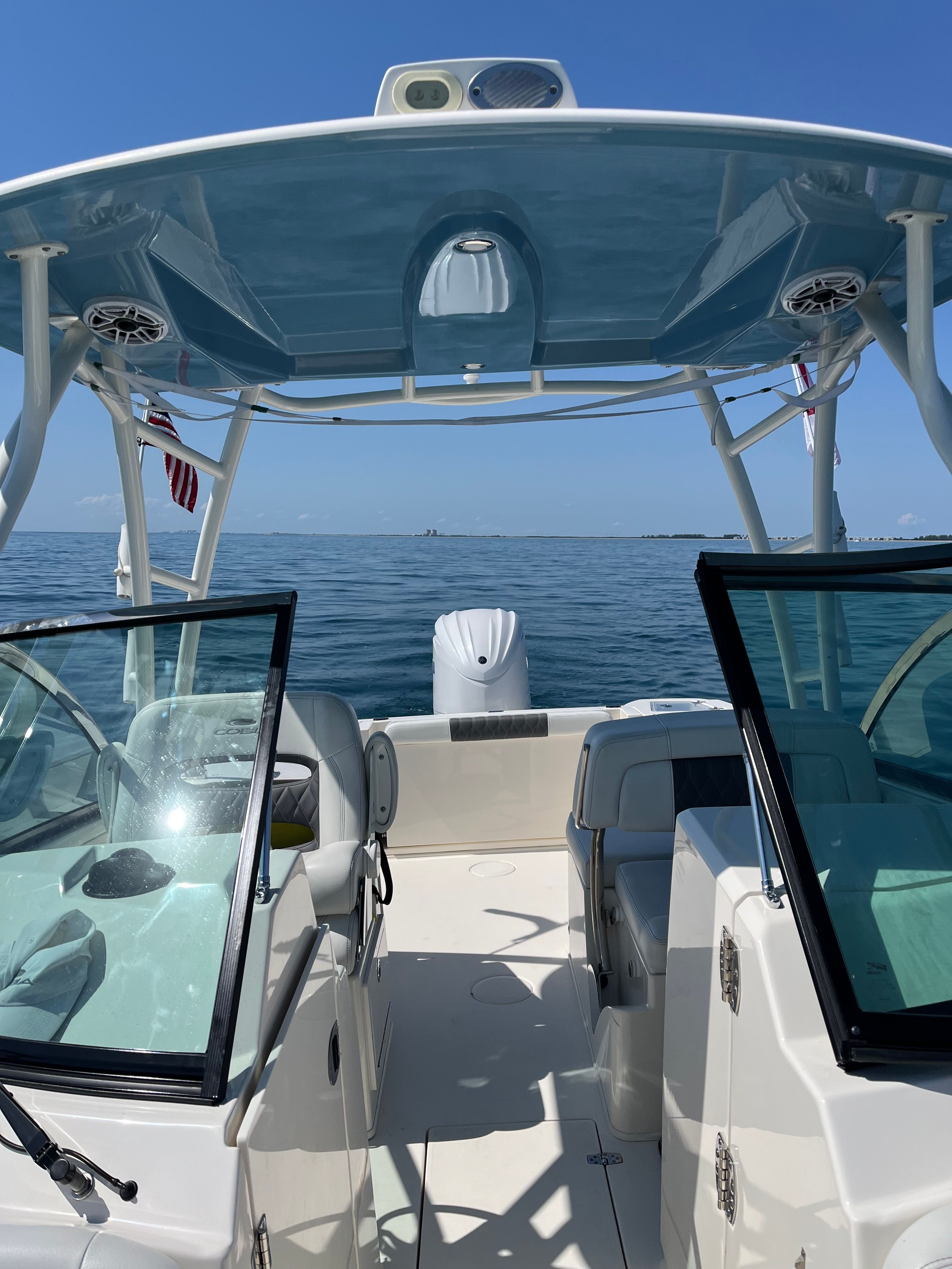 2022 Cobia 240 Dual Console - 43