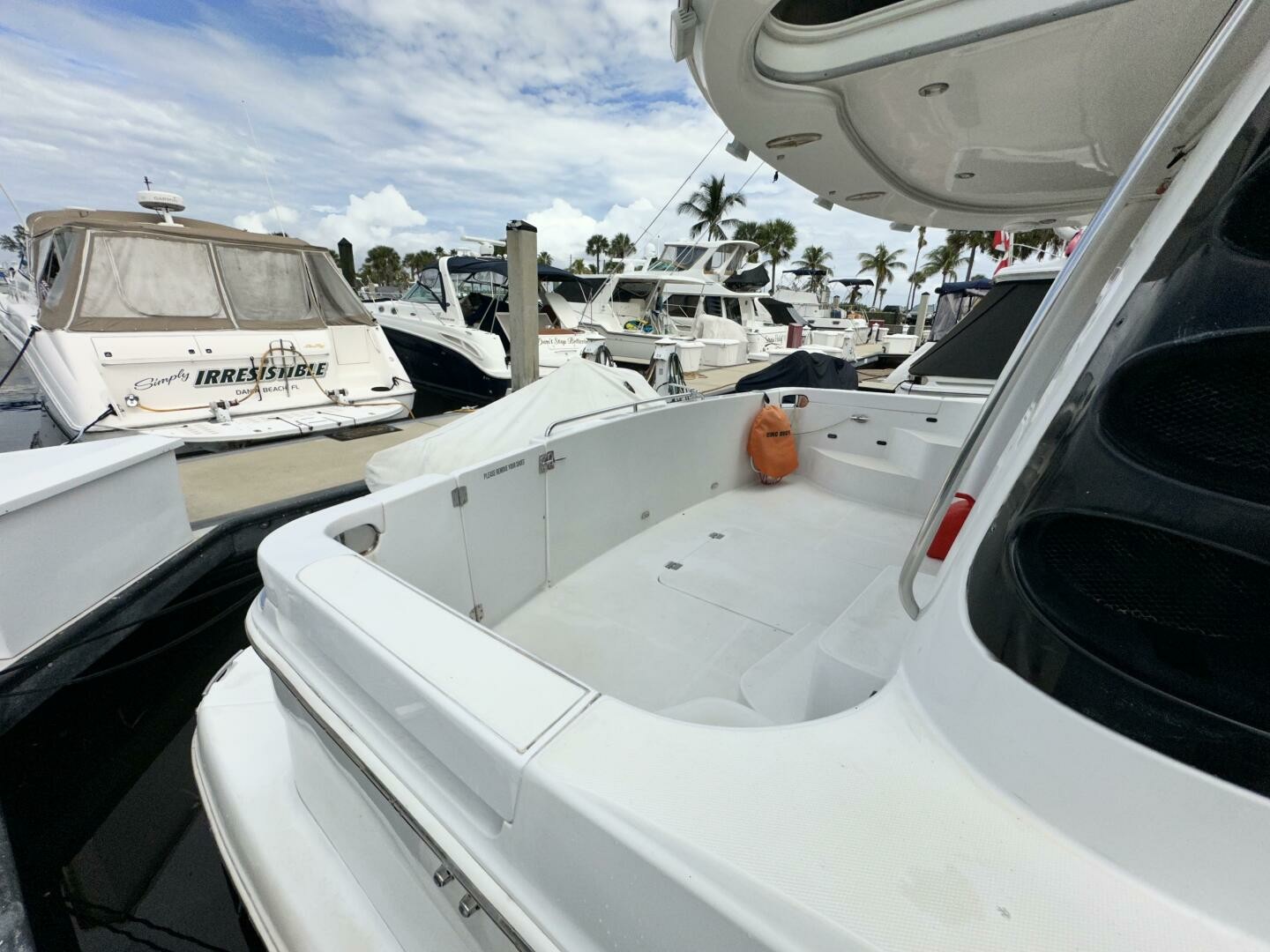 1999 Carver 450 Pilothouse - Image 4