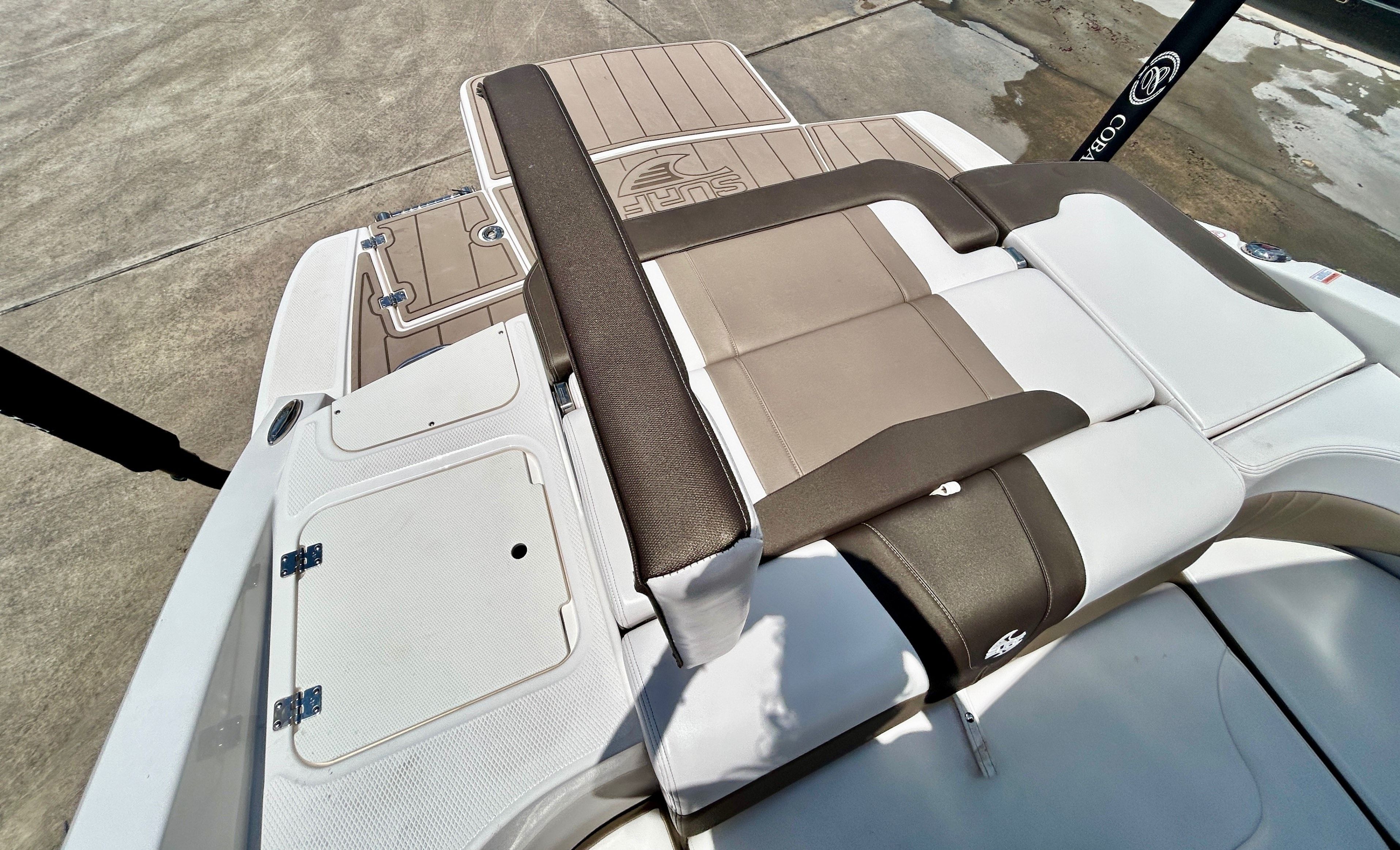 2018 Chaparral 23 Surf - 58