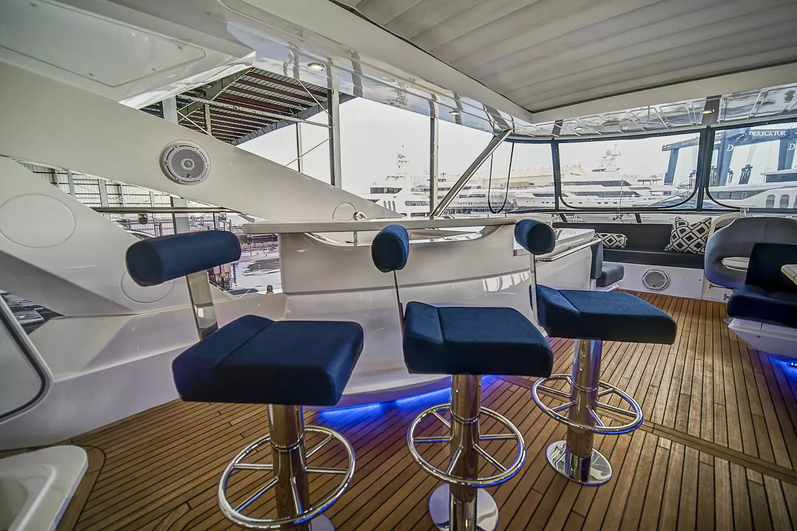 2019 Sunseeker 86 Yacht - Image 18