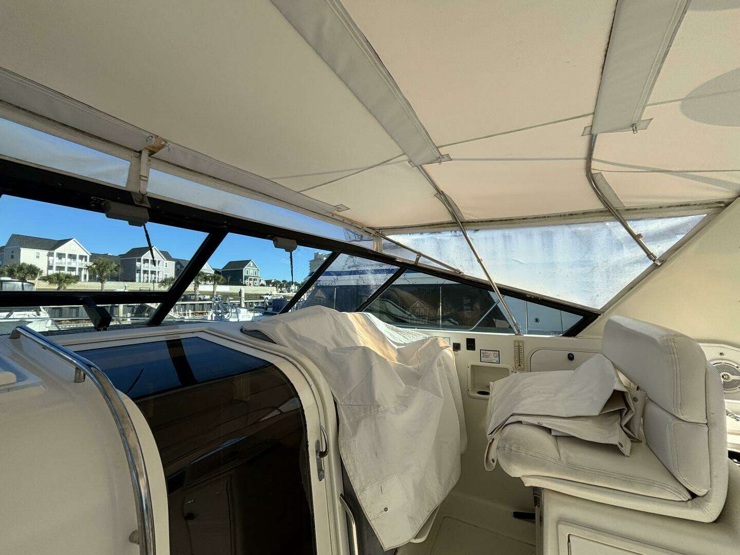 1993 Tiara Yachts 4300 Convertible - Image 23