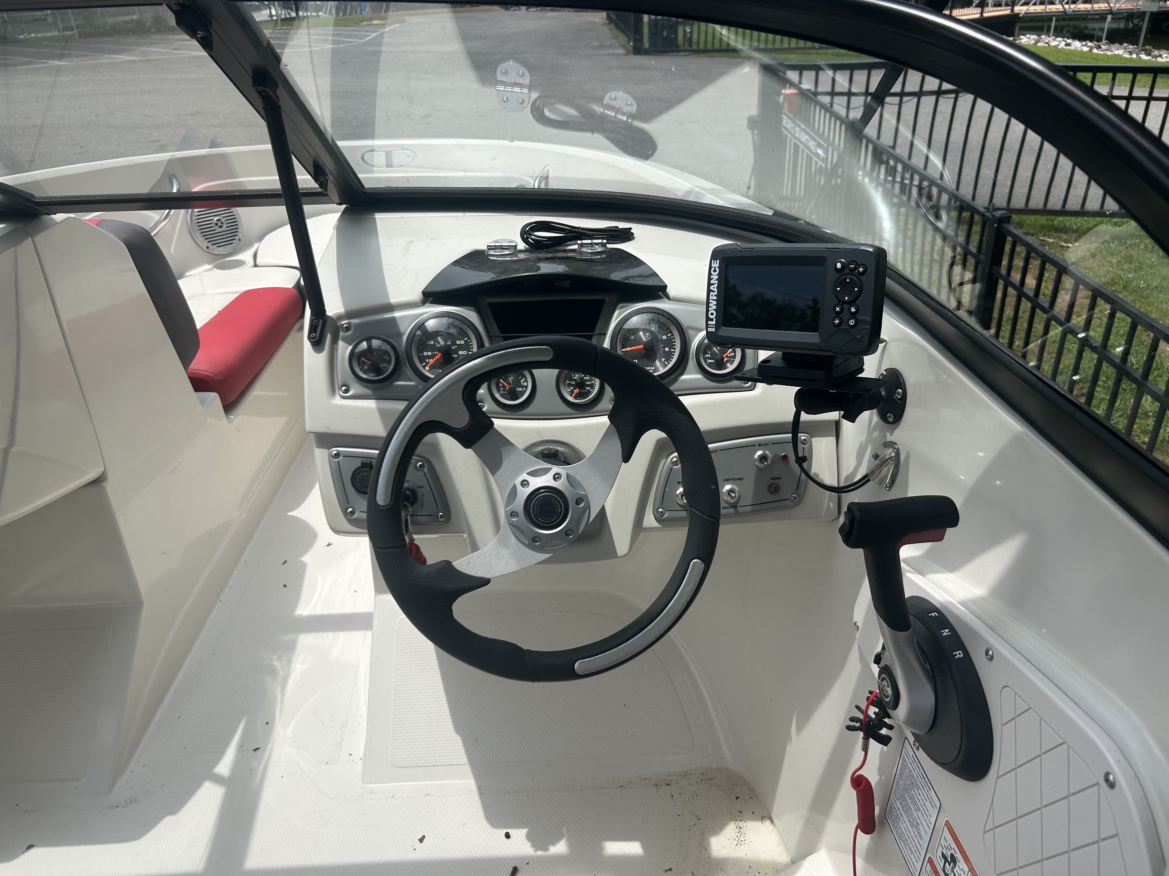 2016 Tahoe 550 TS - 9