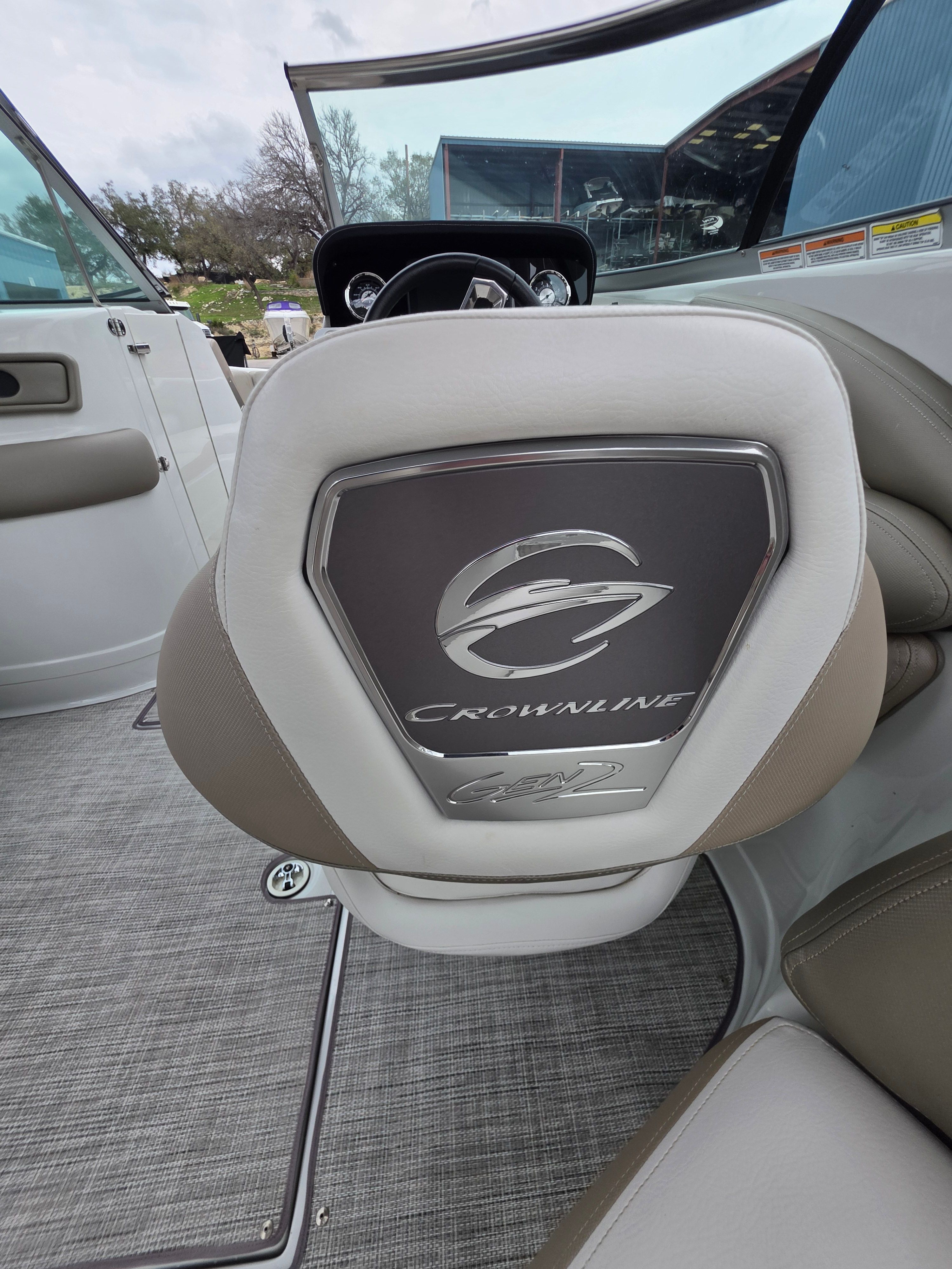 2022 Crownline Eclipse E255 - 18