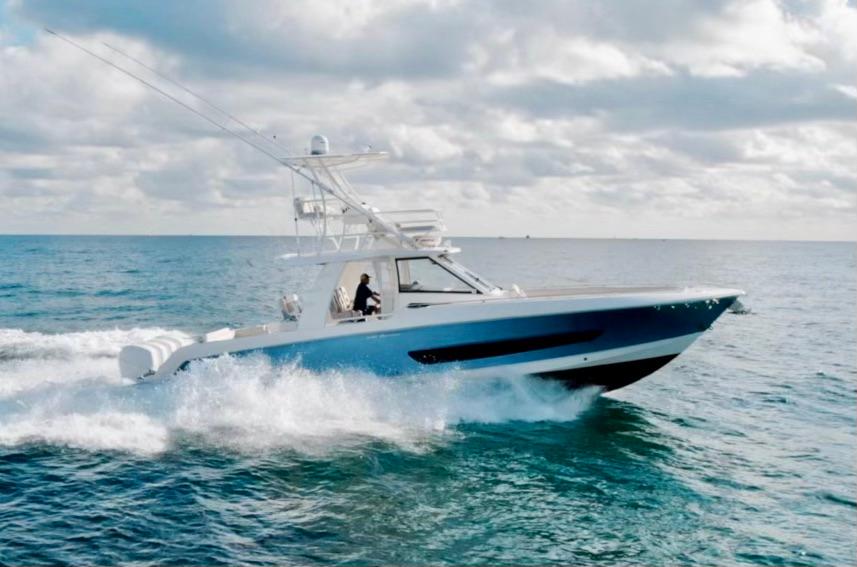 2017 Boston Whaler 420 Outrage