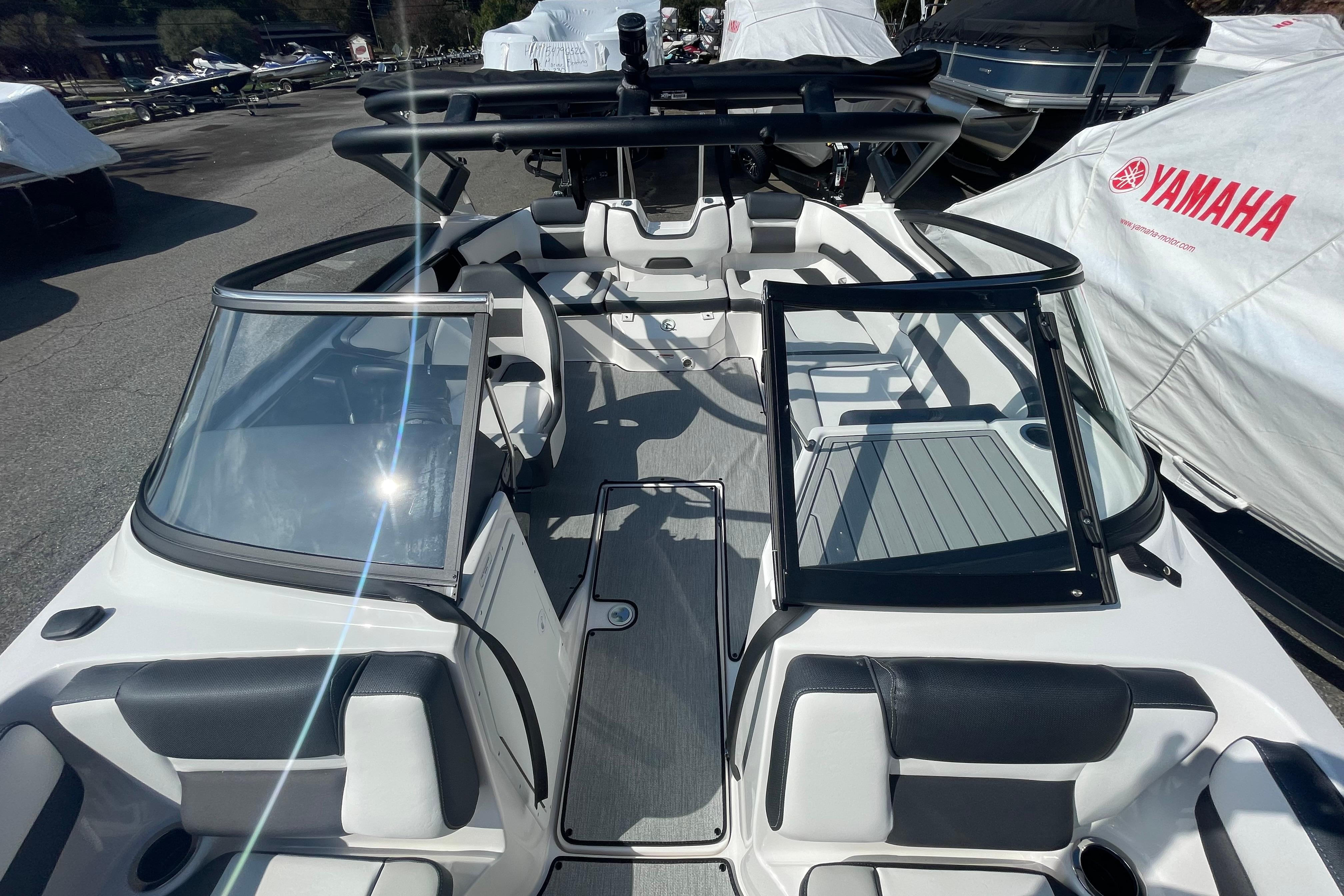 2026 Yamaha Boats AR195 interior with sleek seating and modern design.