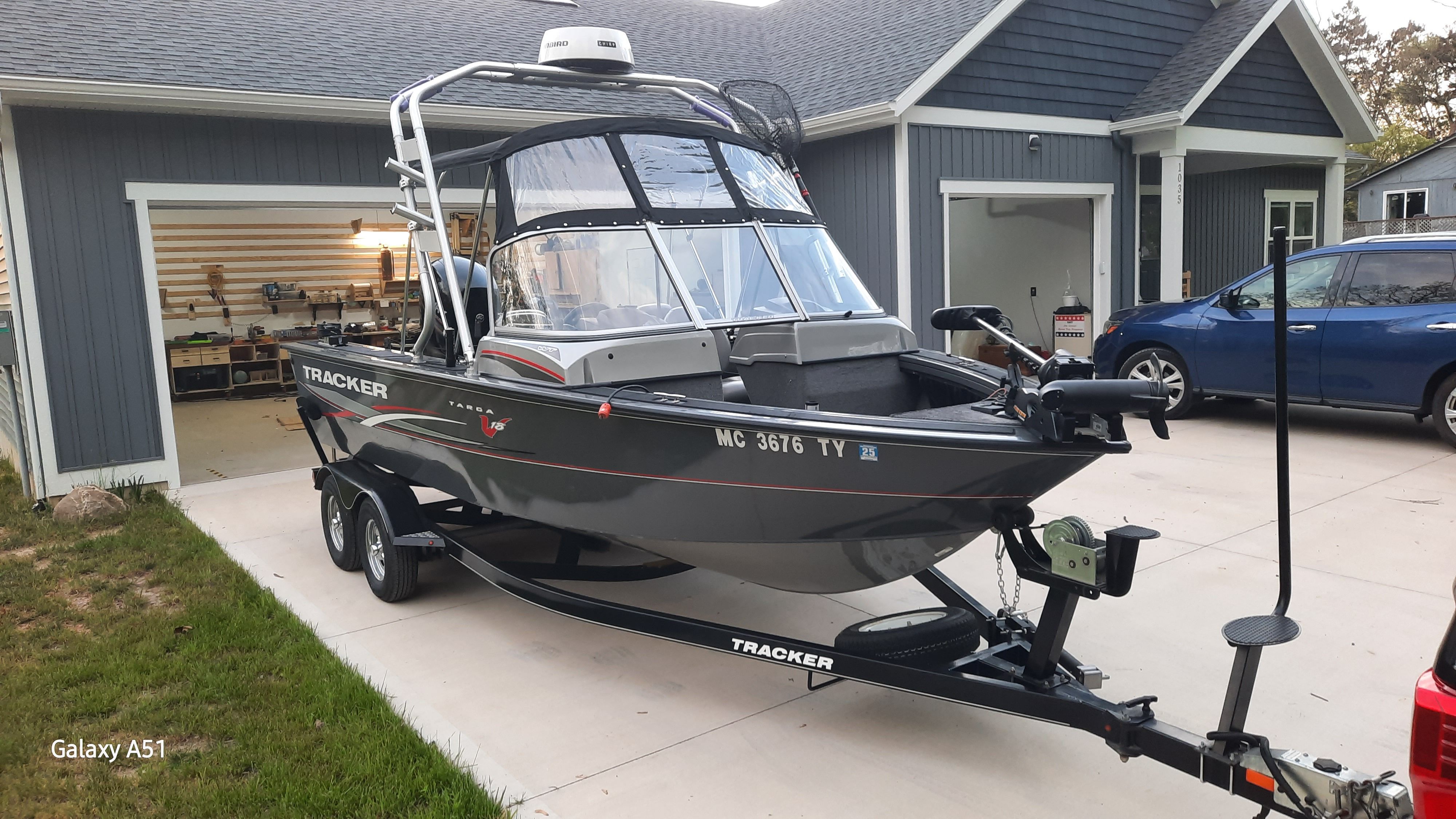 2016 Tracker Targa V-18 WT