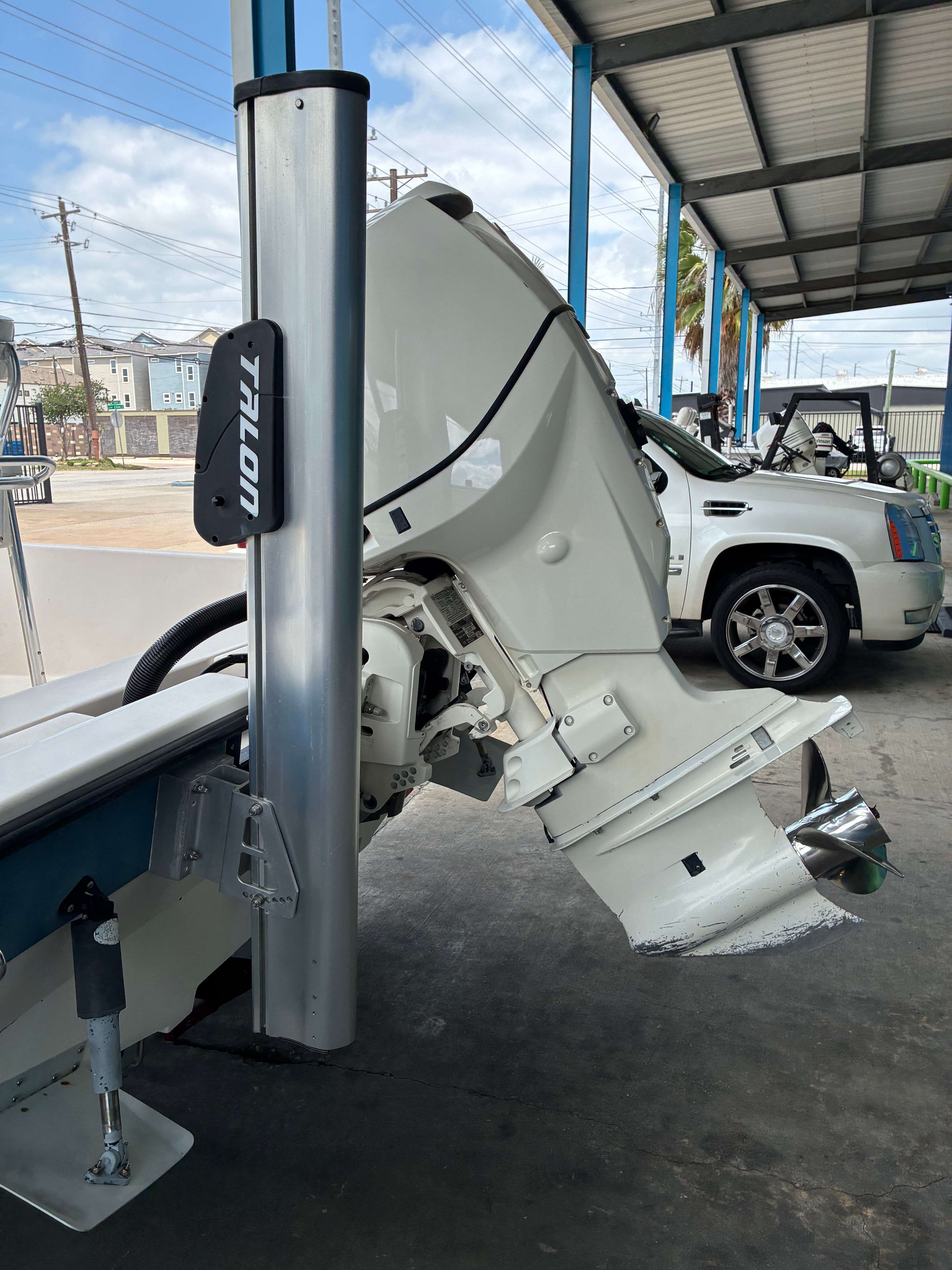 2016 Pathfinder Fishing boat with outboard motor and Talon anchor.