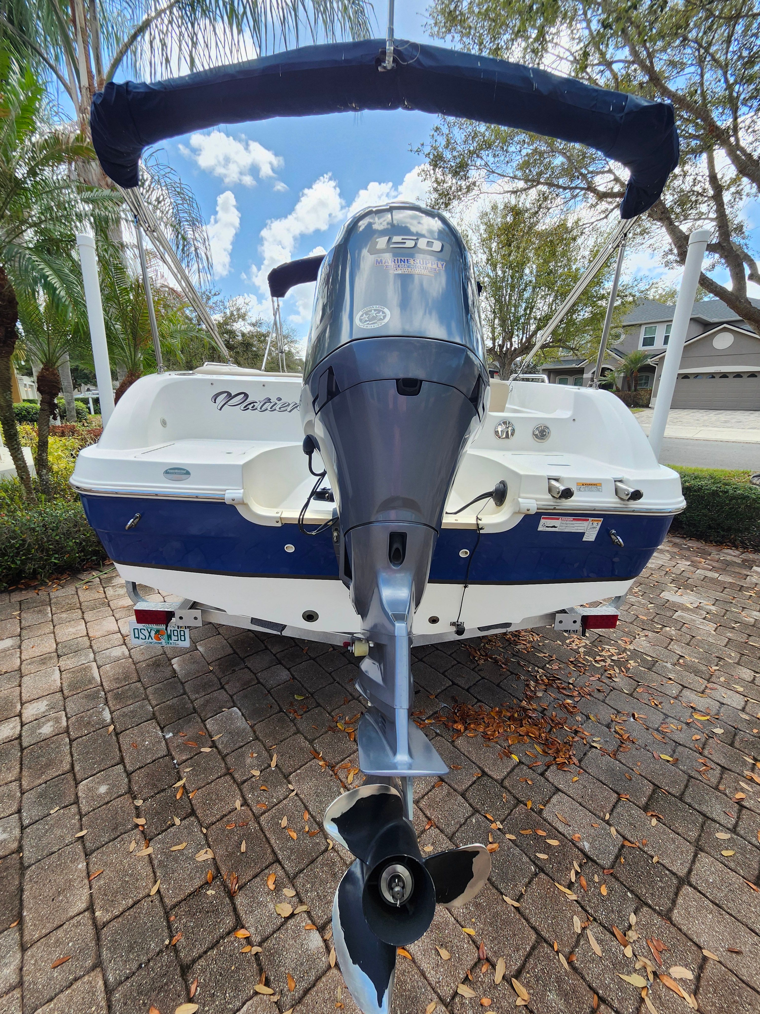2021 Hurricane SunDeck 201 OB - 18
