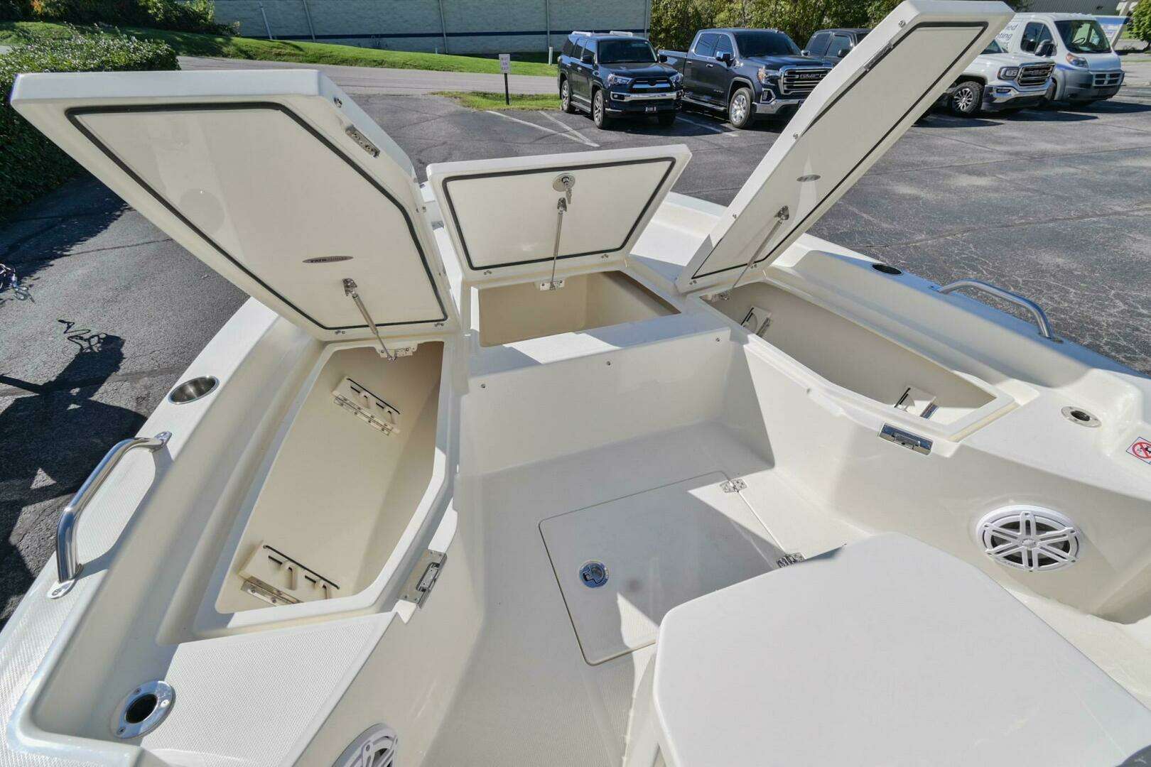 2025 Pathfinder 2200TRS - Image 17