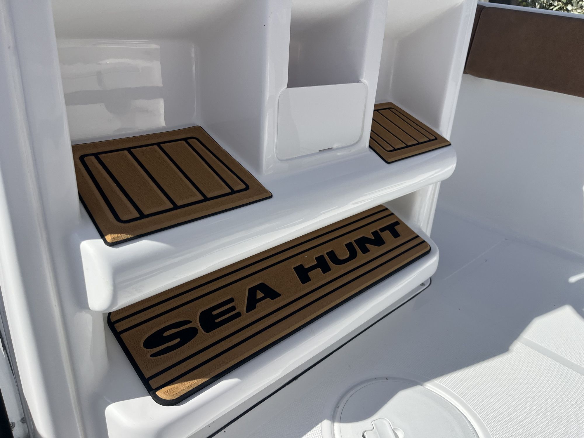 2026 Sea Hunt Ultra 234 - 13