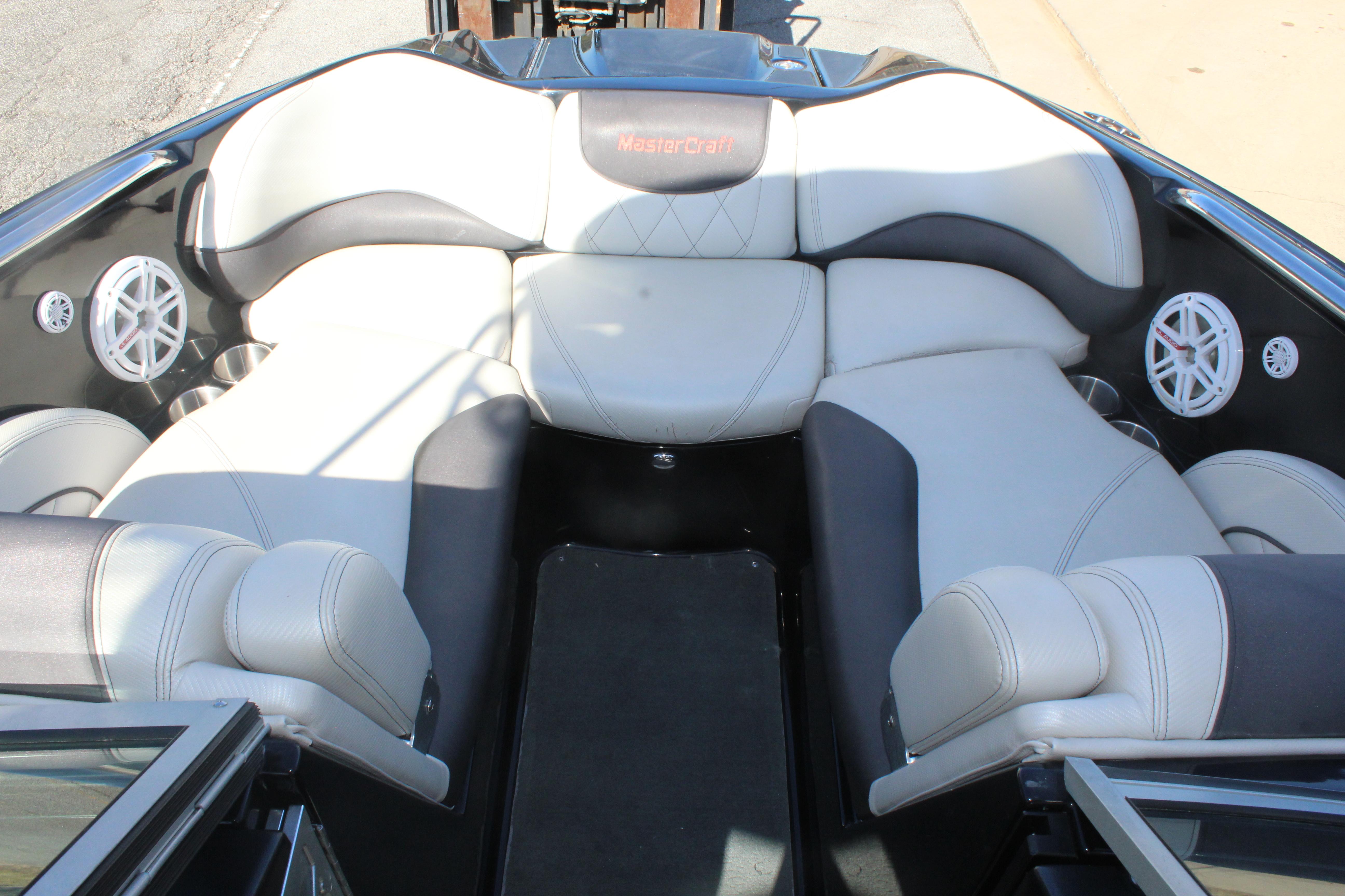 2011 MasterCraft X25 - 18