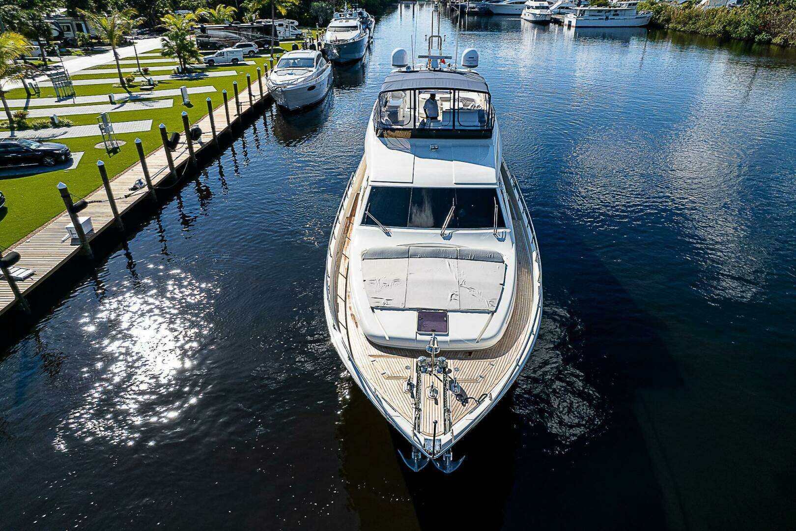 2006 Ferretti Yachts 830 - Image 8