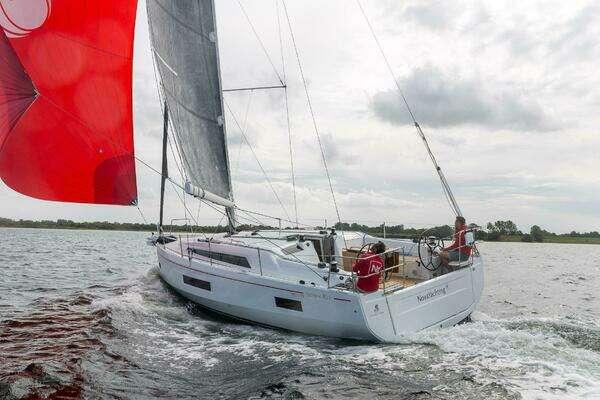 2026 Beneteau Oceanis 40.1 FIRST LINE